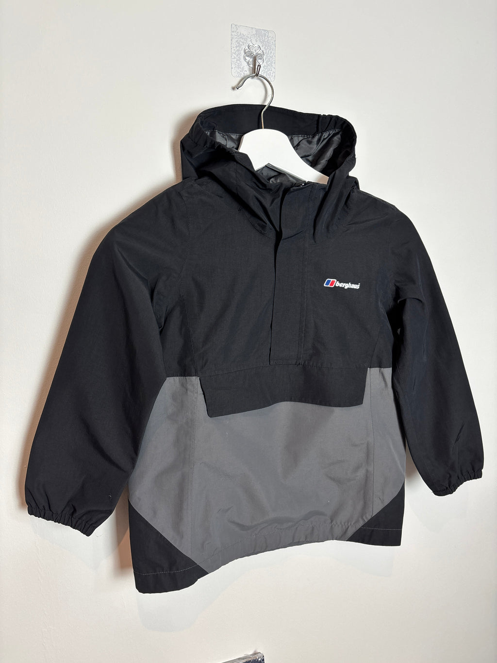 BERG POP OVER JACKET BLACK