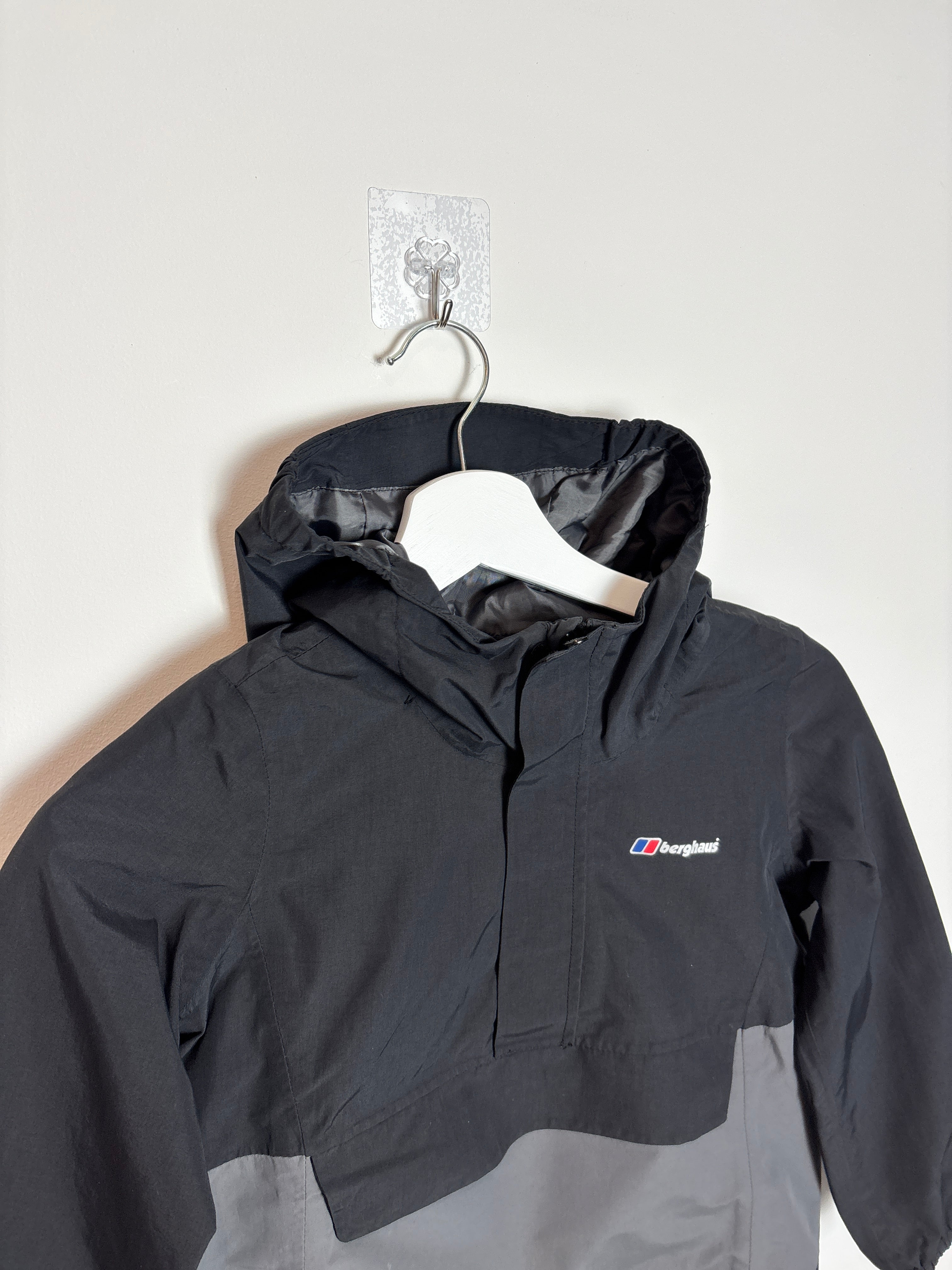 BERG POP OVER JACKET BLACK