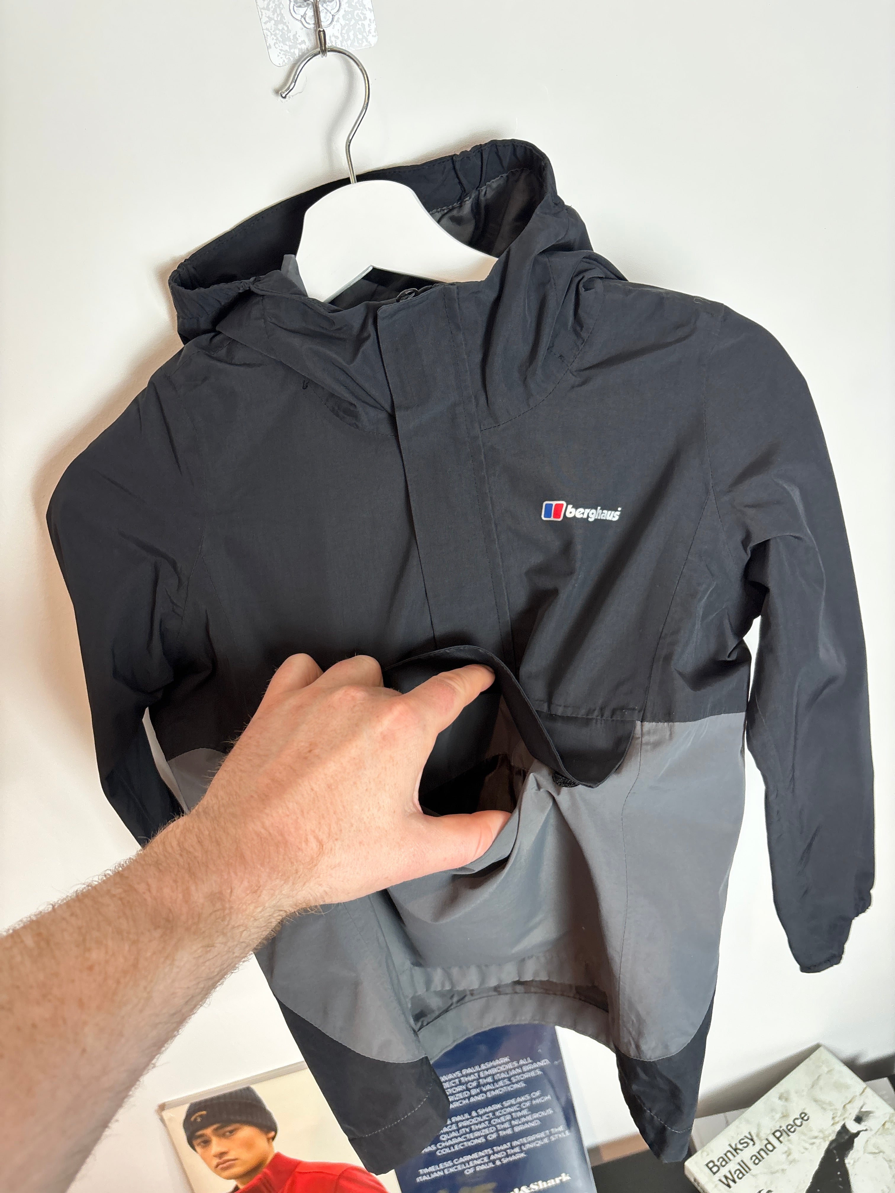BERG POP OVER JACKET BLACK