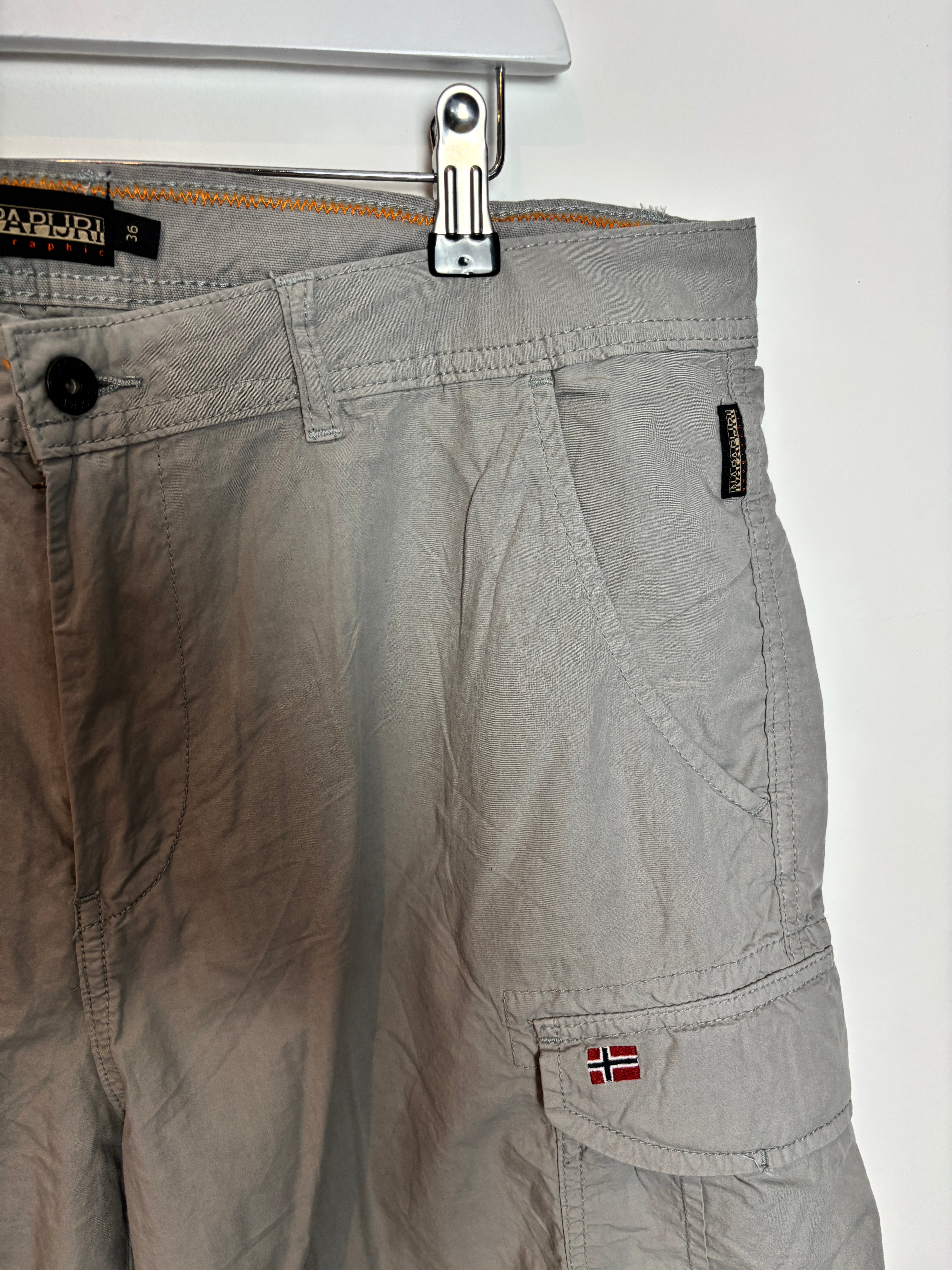 NAPPA CARGO SHORTS GREY