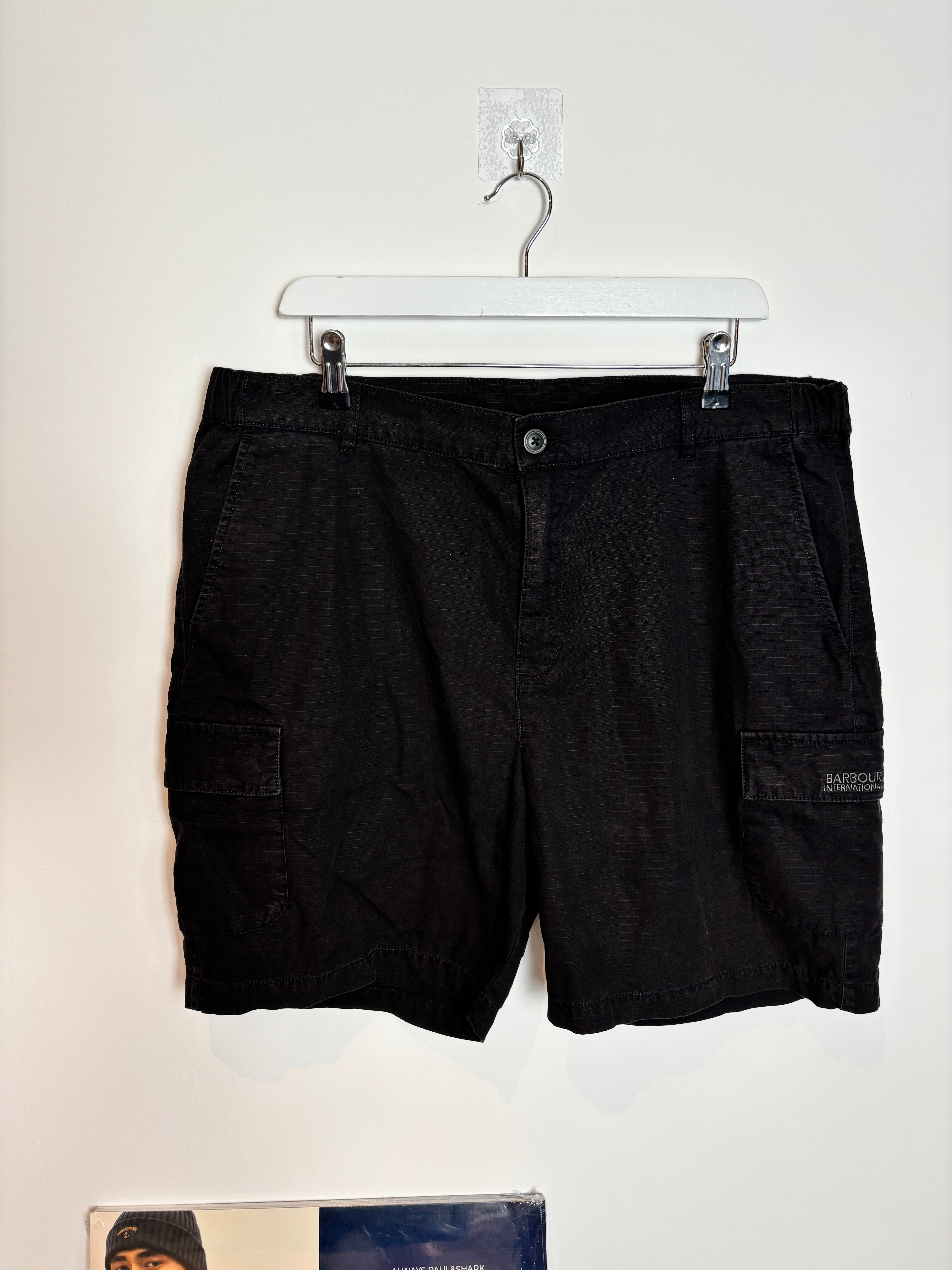 BARBOUR RIP STOP CARGO SHORTS BLACK
