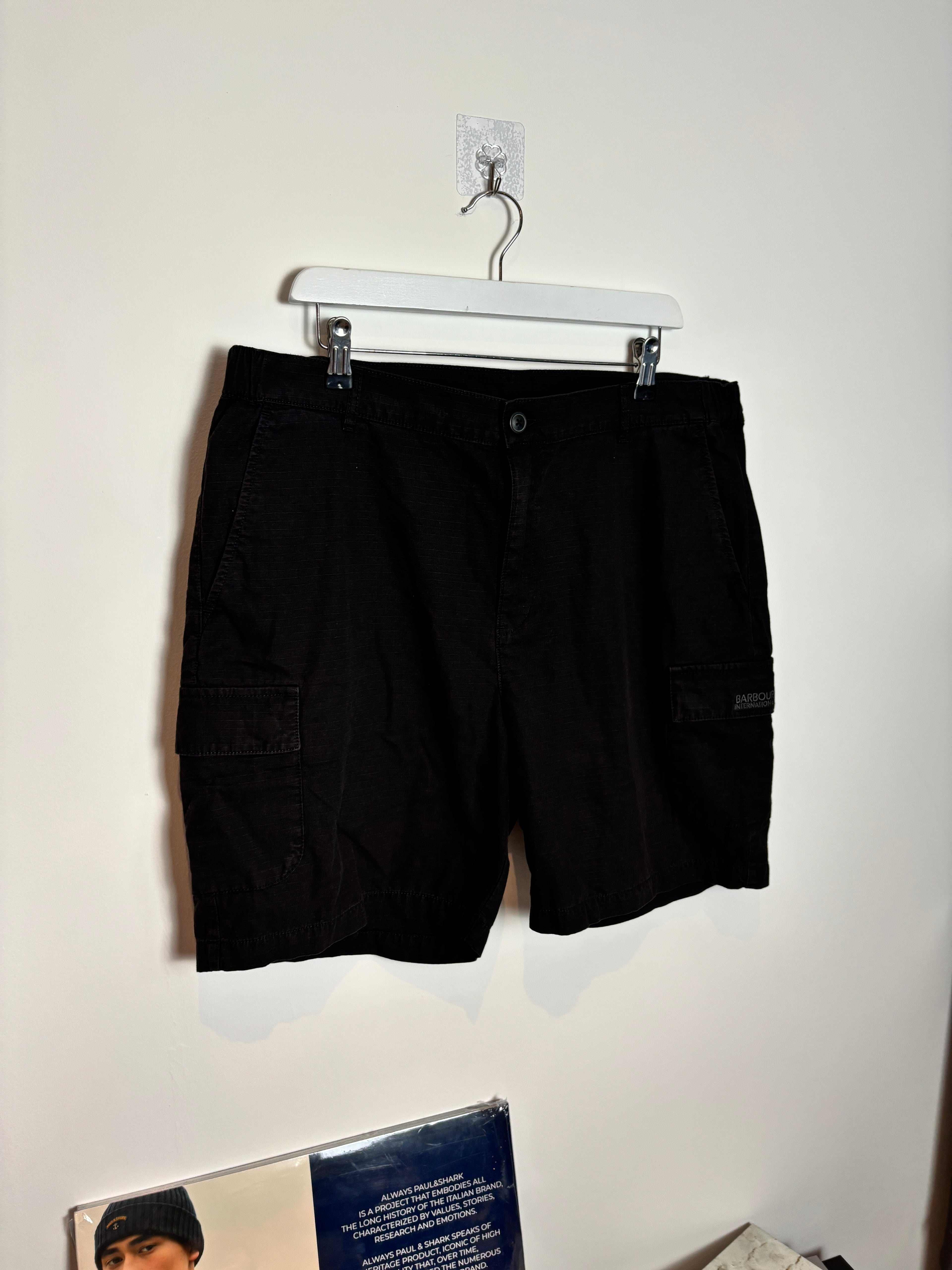 BARBOUR RIP STOP CARGO SHORTS BLACK