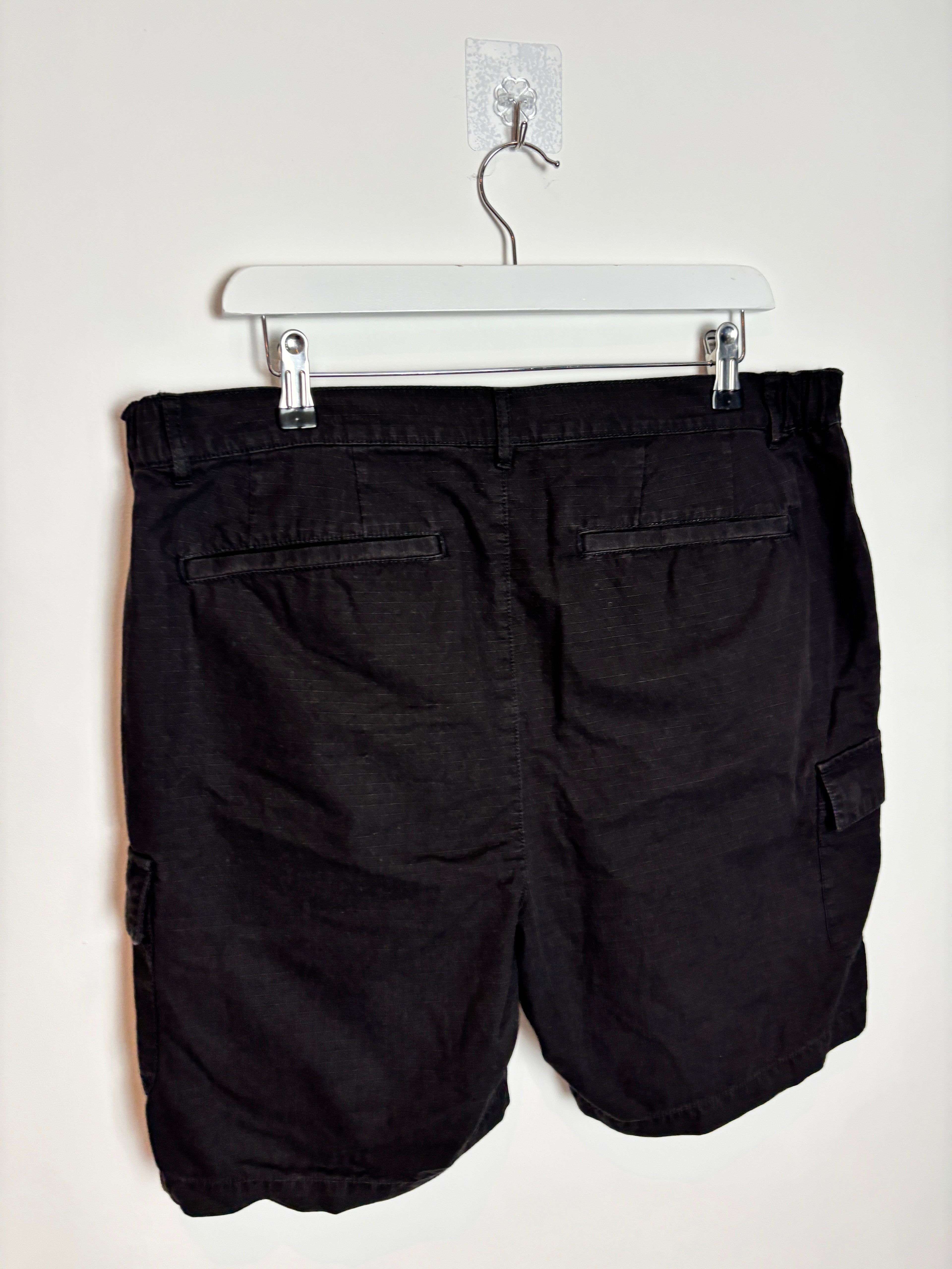 BARBOUR RIP STOP CARGO SHORTS BLACK