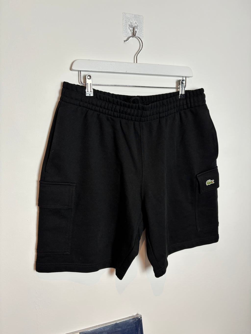 LA CROC CARGO JOGGER SHORTS BLACK