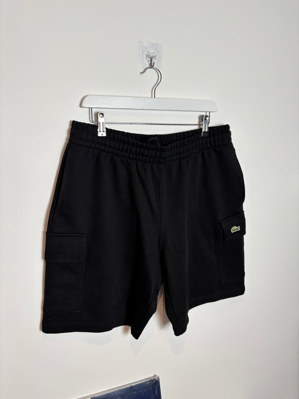 LA CROC CARGO JOGGER SHORTS BLACK