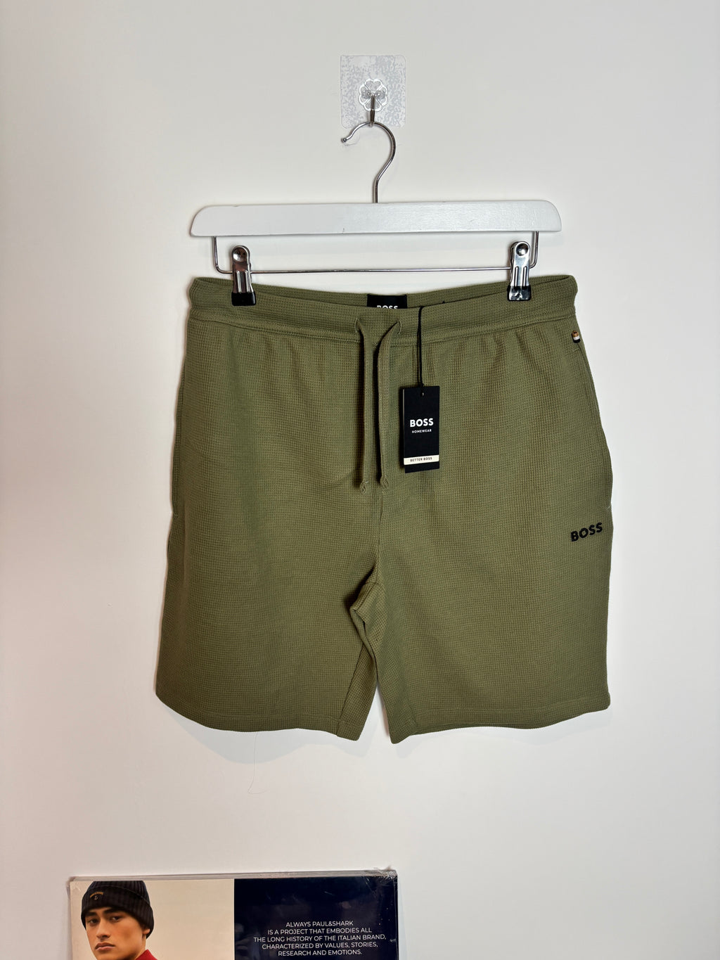 BOSS CASUAL JOGGER SHORTS KHAKI