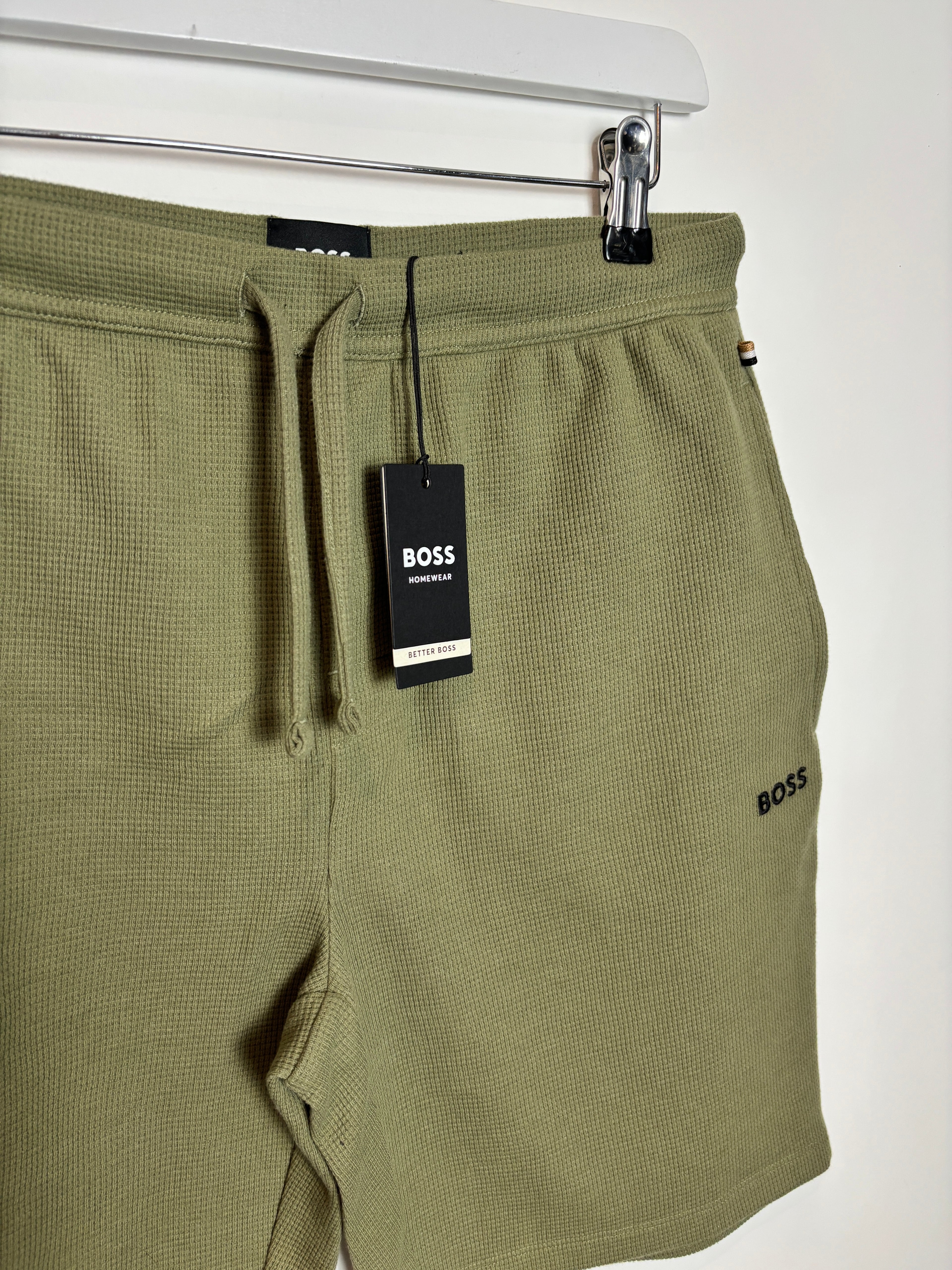 BOSS CASUAL JOGGER SHORTS KHAKI