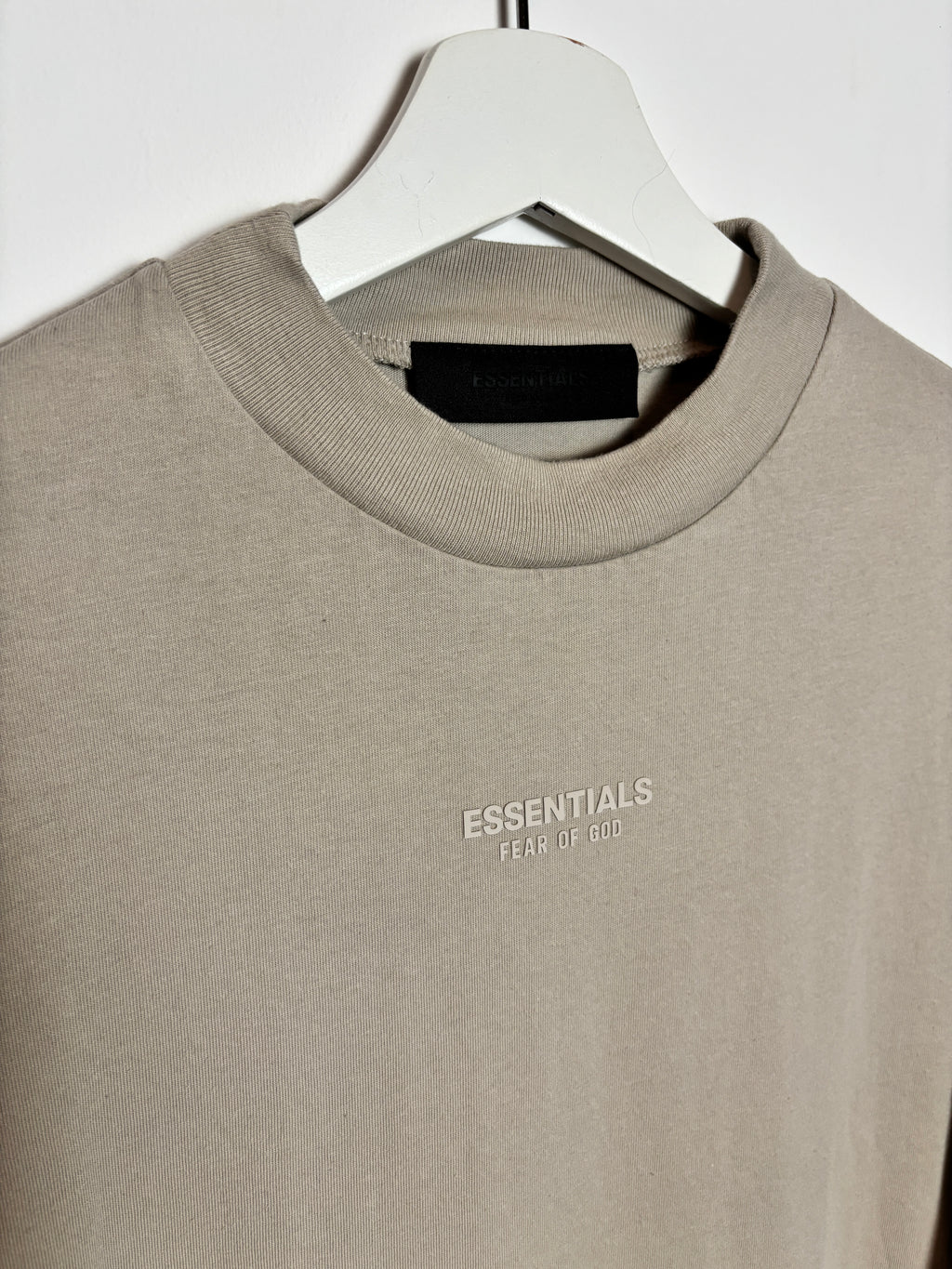 ESSENTIAL FOG CLASSIC T SHIRT BEIGE