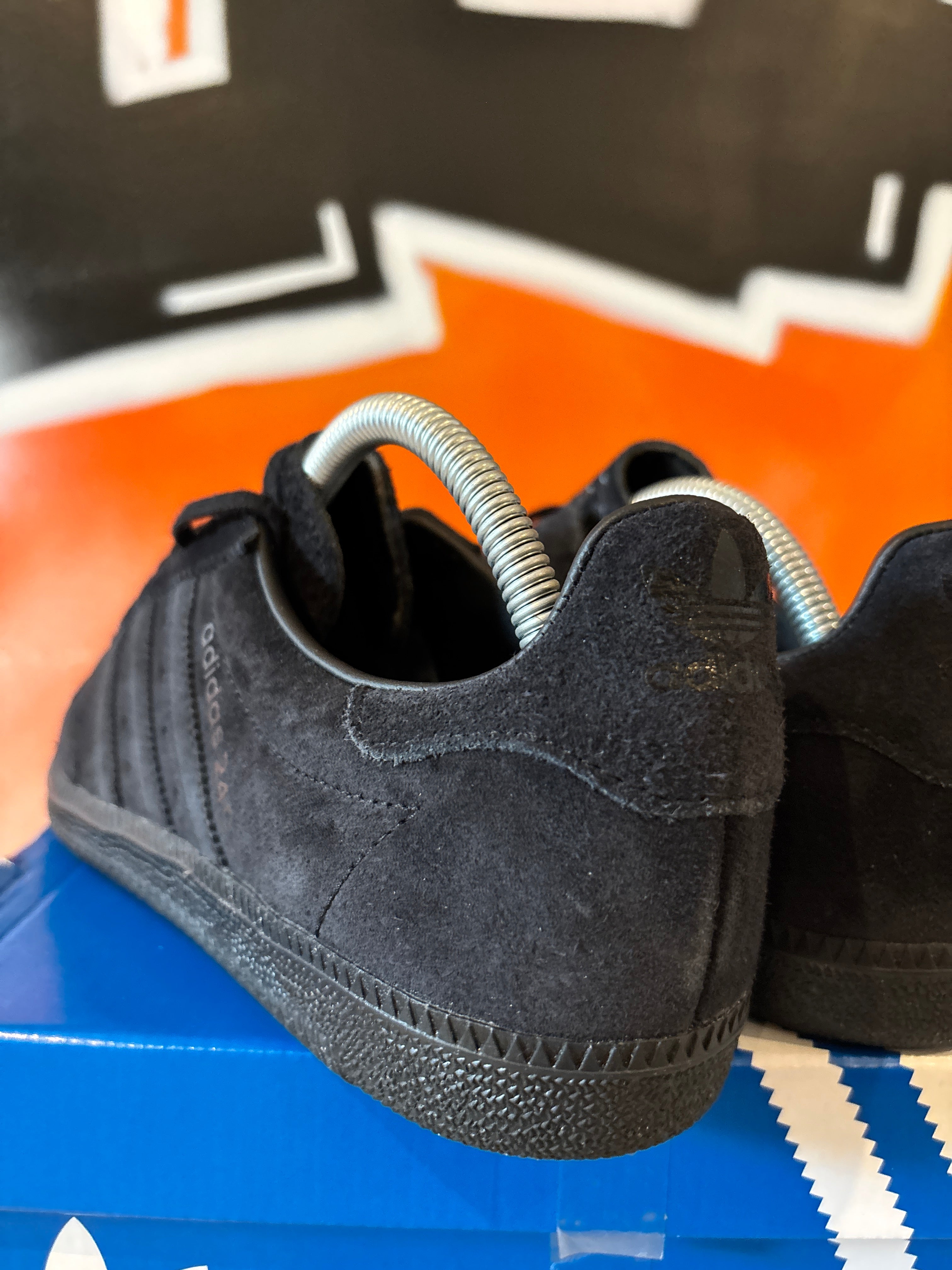 ADI AS 240 SIZE? BLACK
