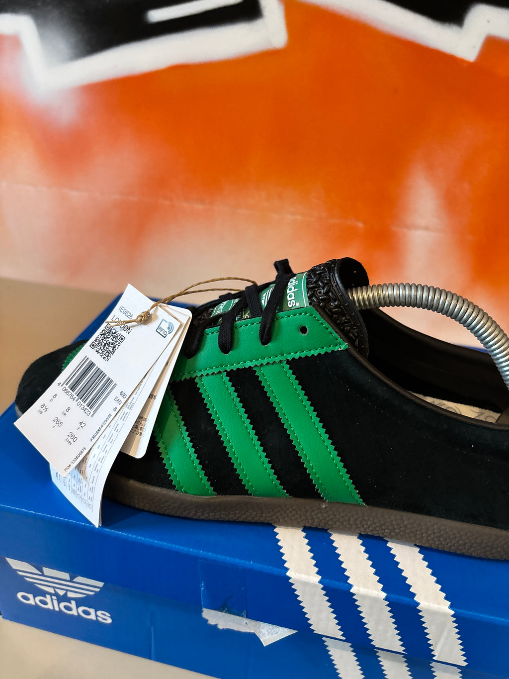ADI LONDON BLACK GREEN