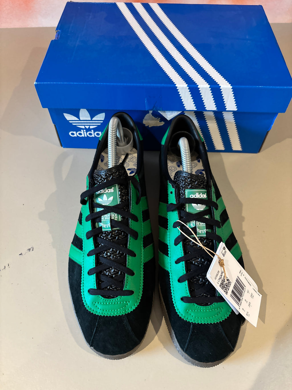 ADI LONDON BLACK GREEN