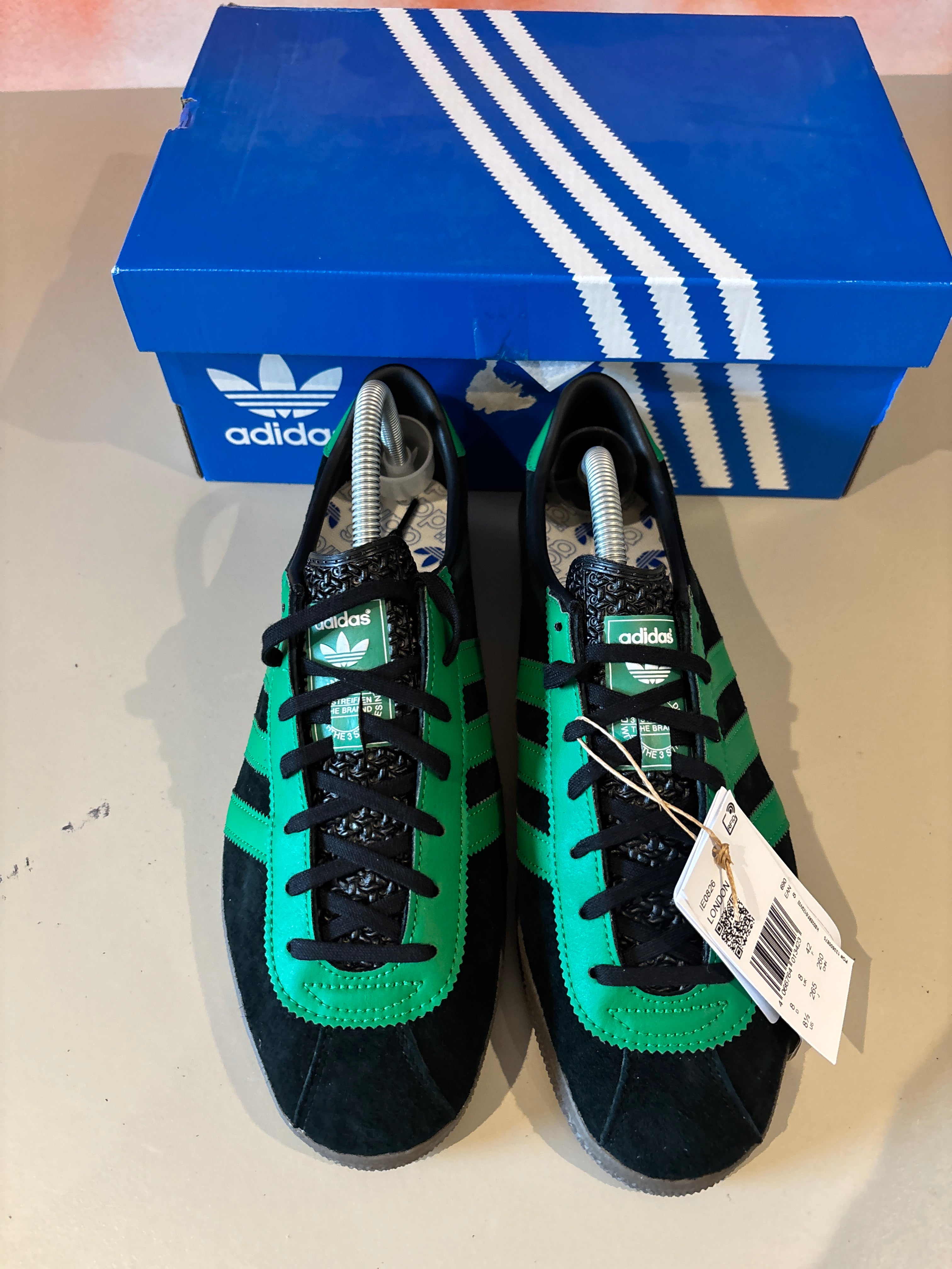 ADI LONDON BLACK GREEN