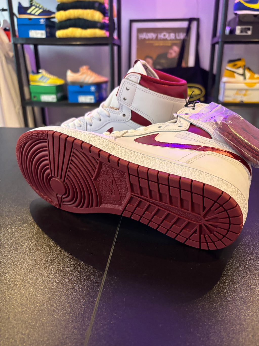 JORDAN 1 RETRO HI '85 OG METALIC BURGANDY
