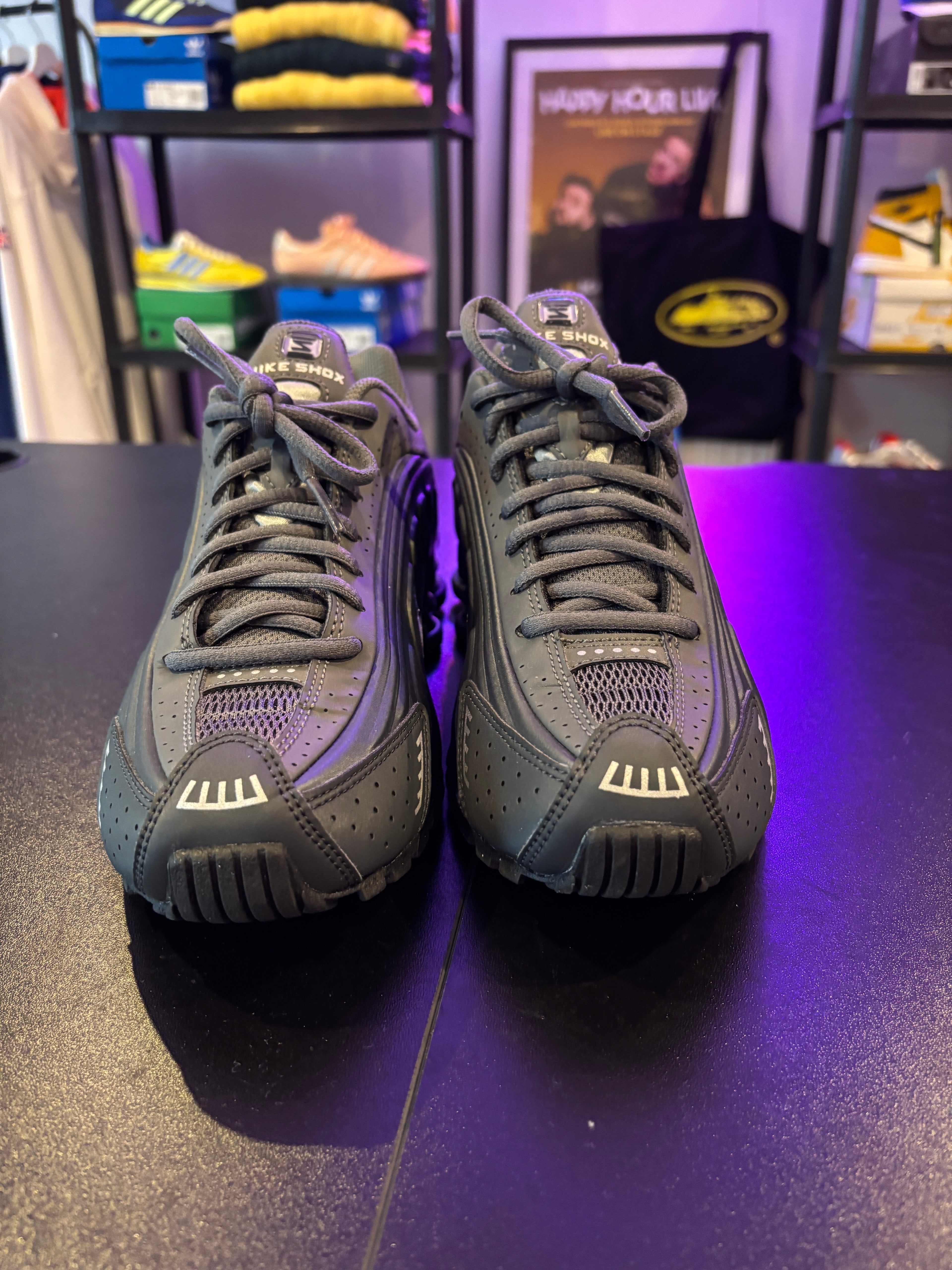 SHOX R4 DARK GREY