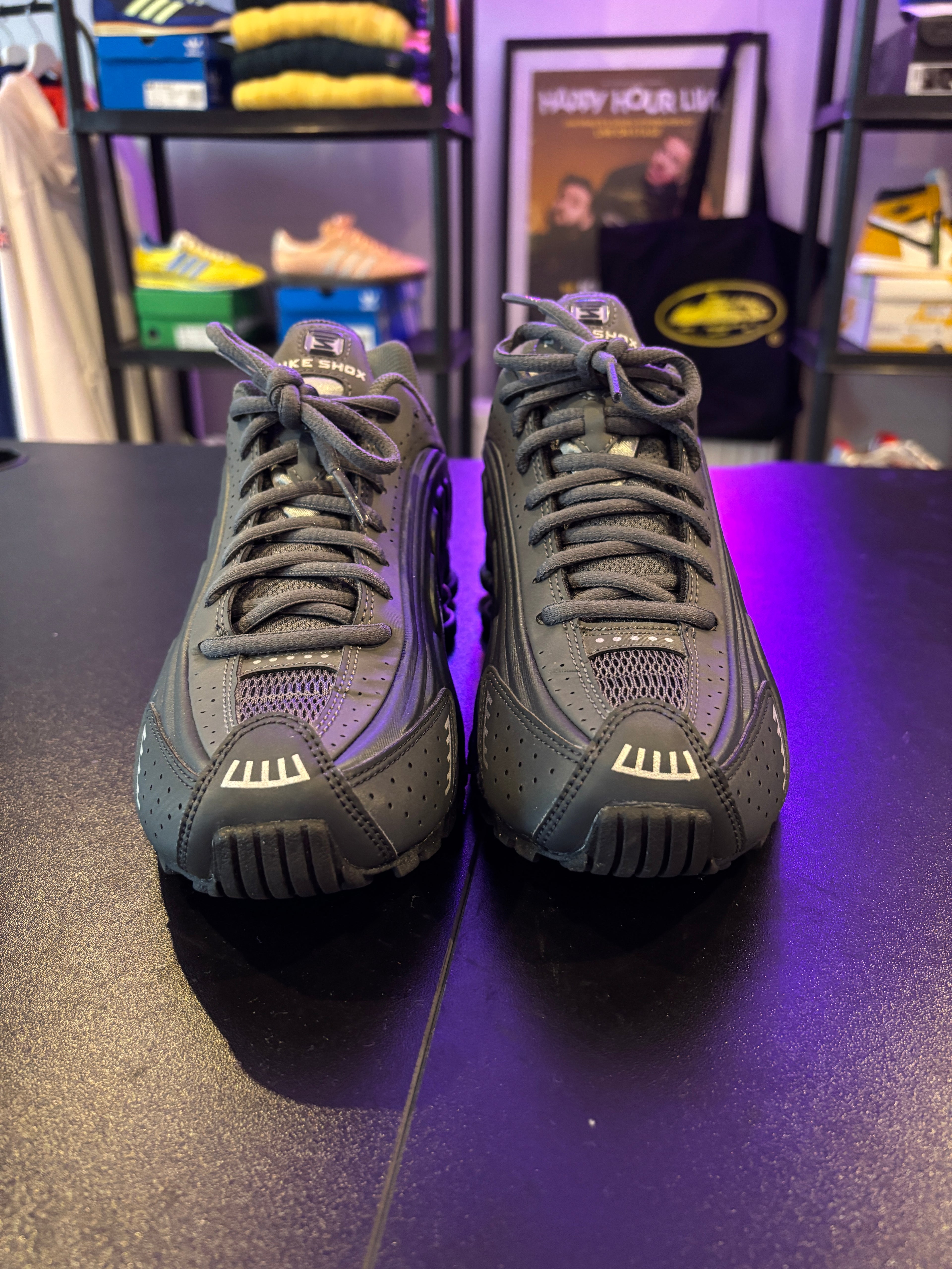 SHOX R4 DARK GREY