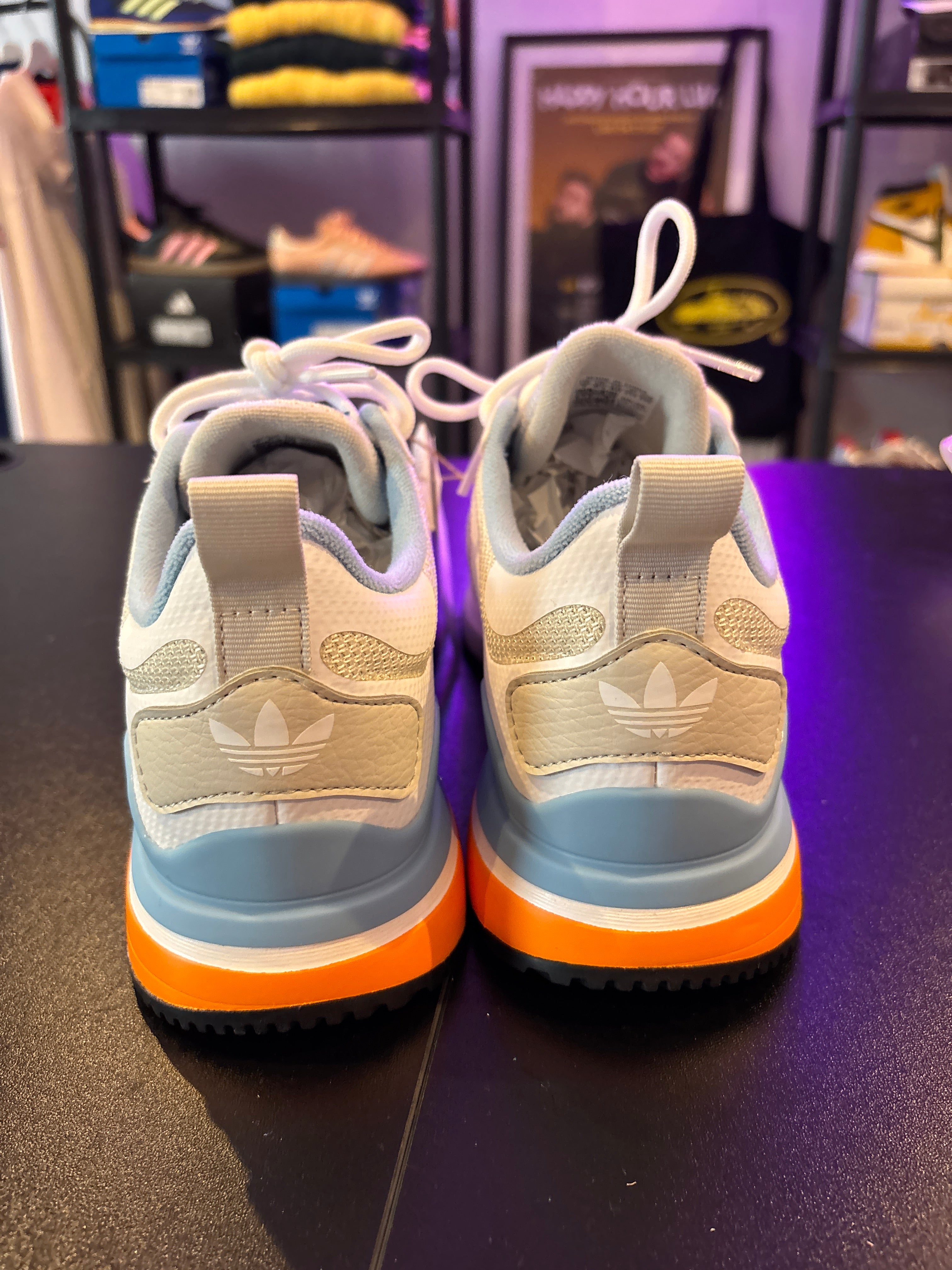 ZX 700 HD CLOUD WHITE