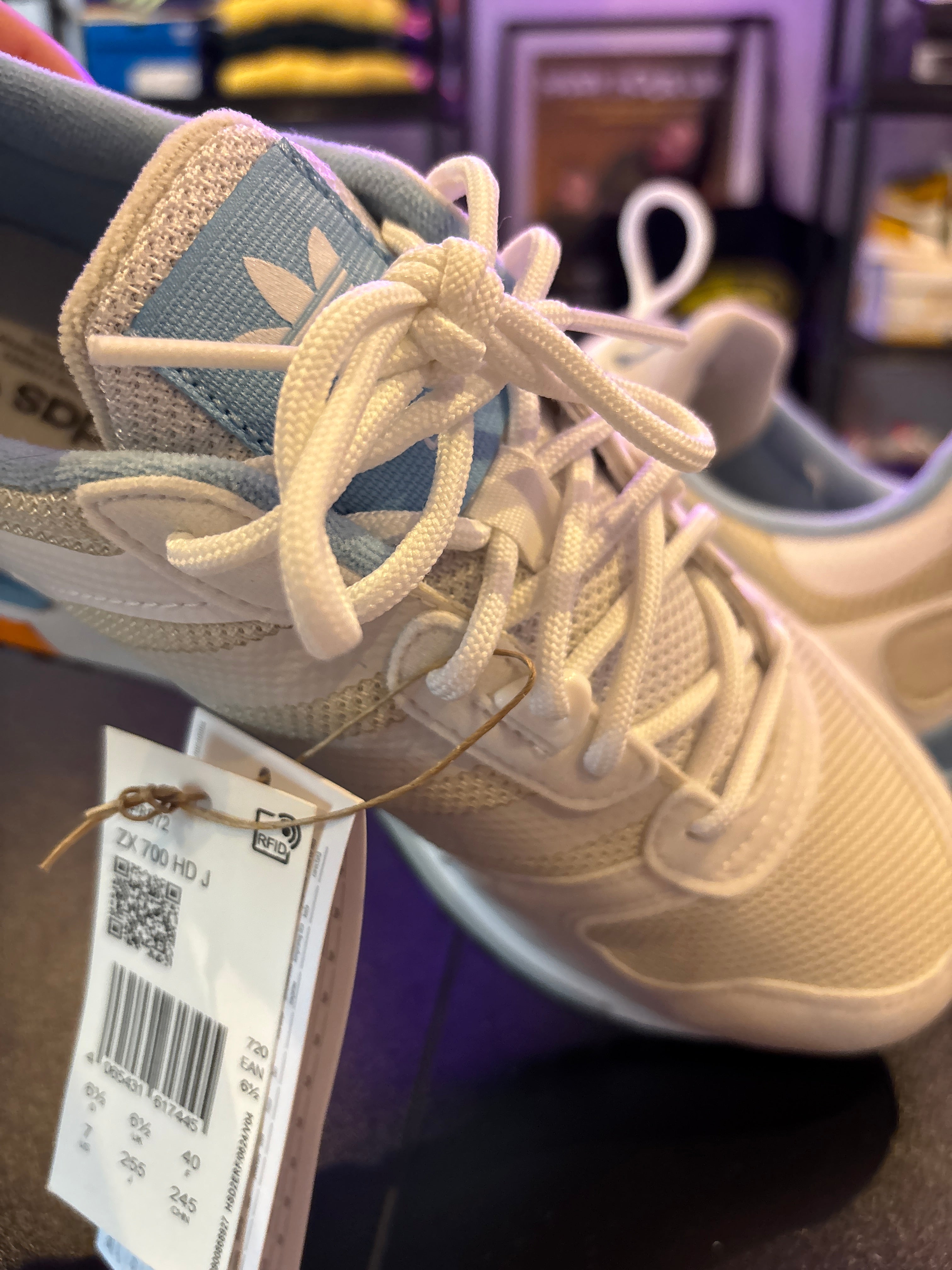 ZX 700 HD CLOUD WHITE