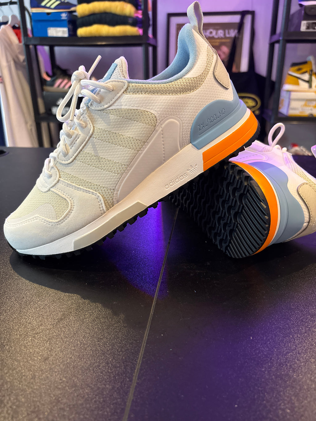 ZX 700 HD CLOUD WHITE