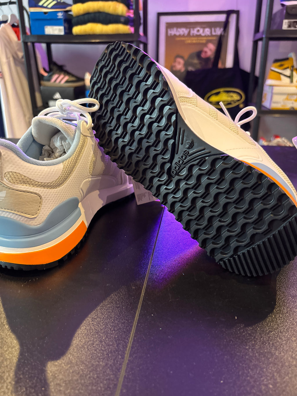 ZX 700 HD CLOUD WHITE