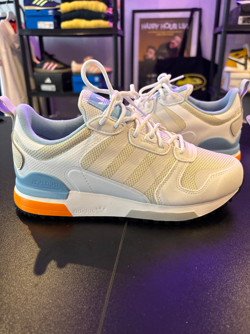 ZX 700 HD CLOUD WHITE