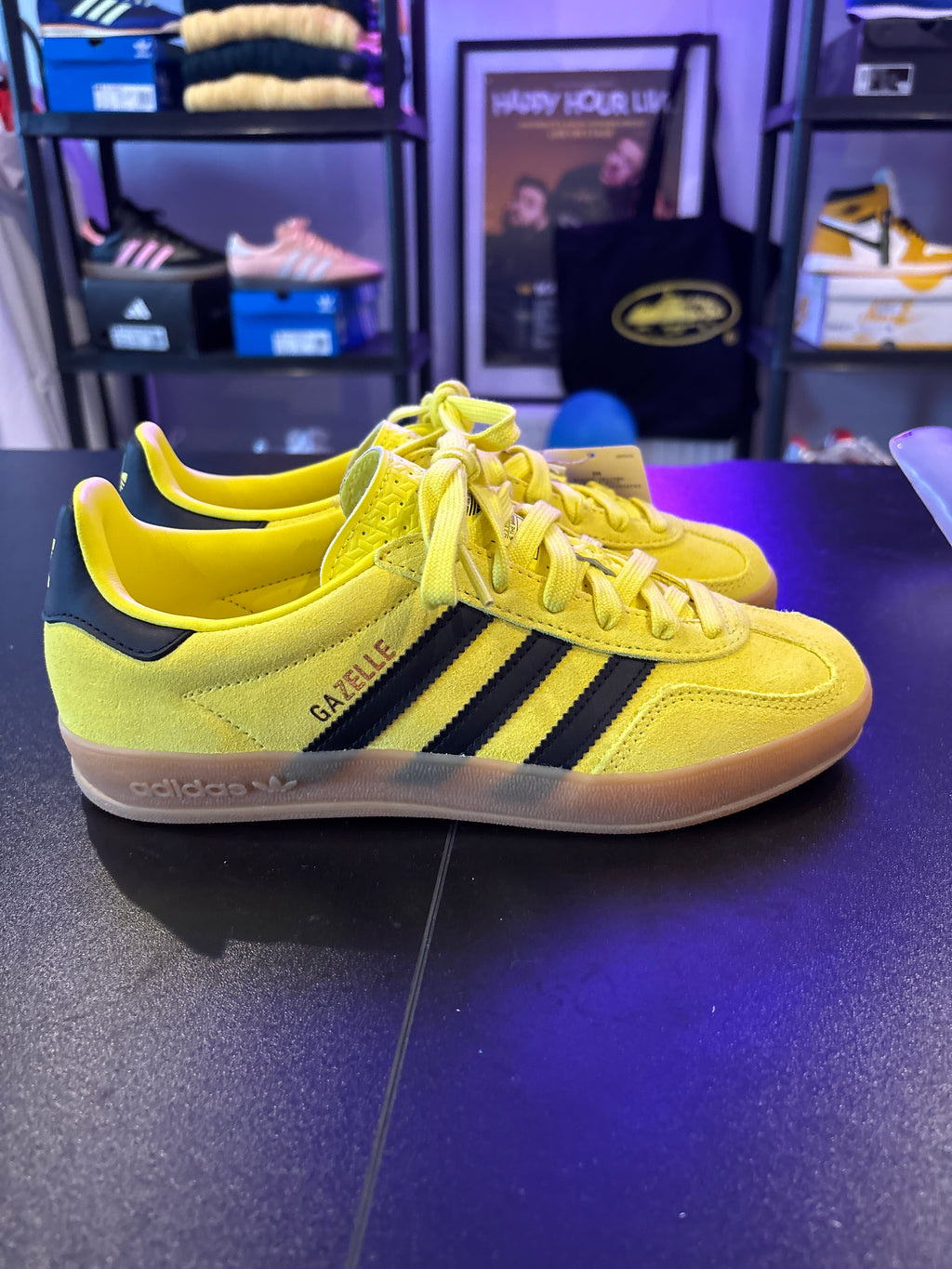 GAZELLE INDOOR YELLOW