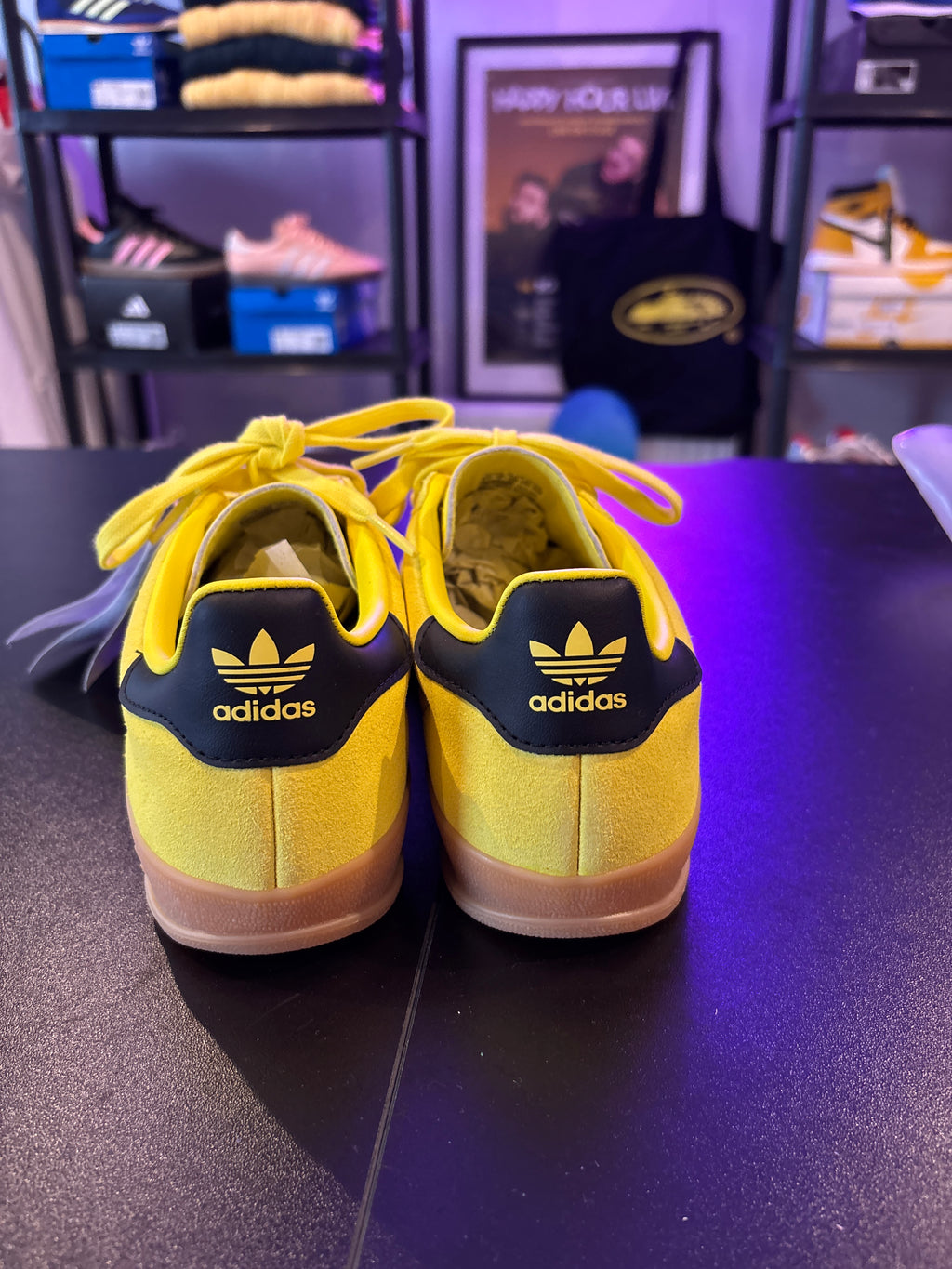 GAZELLE INDOOR YELLOW