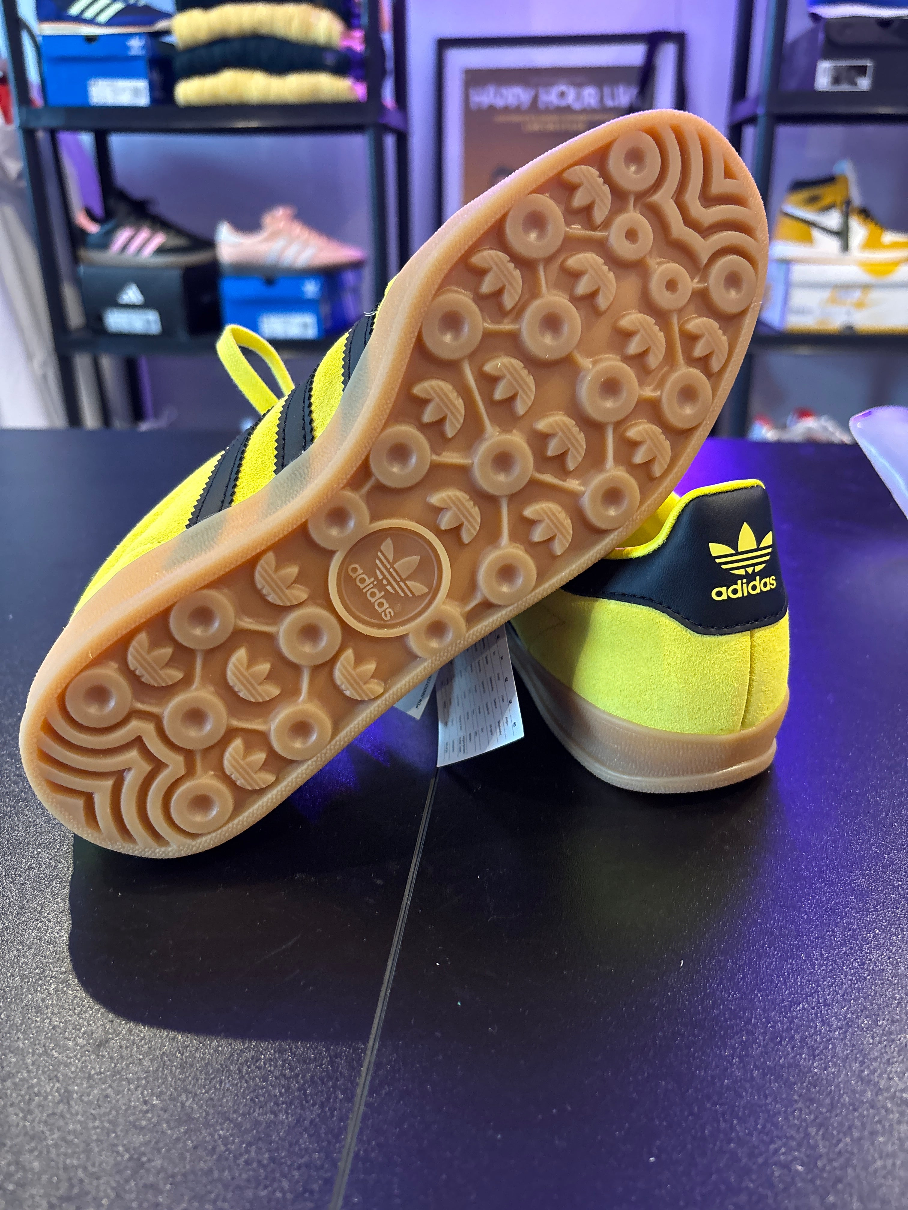 GAZELLE INDOOR YELLOW