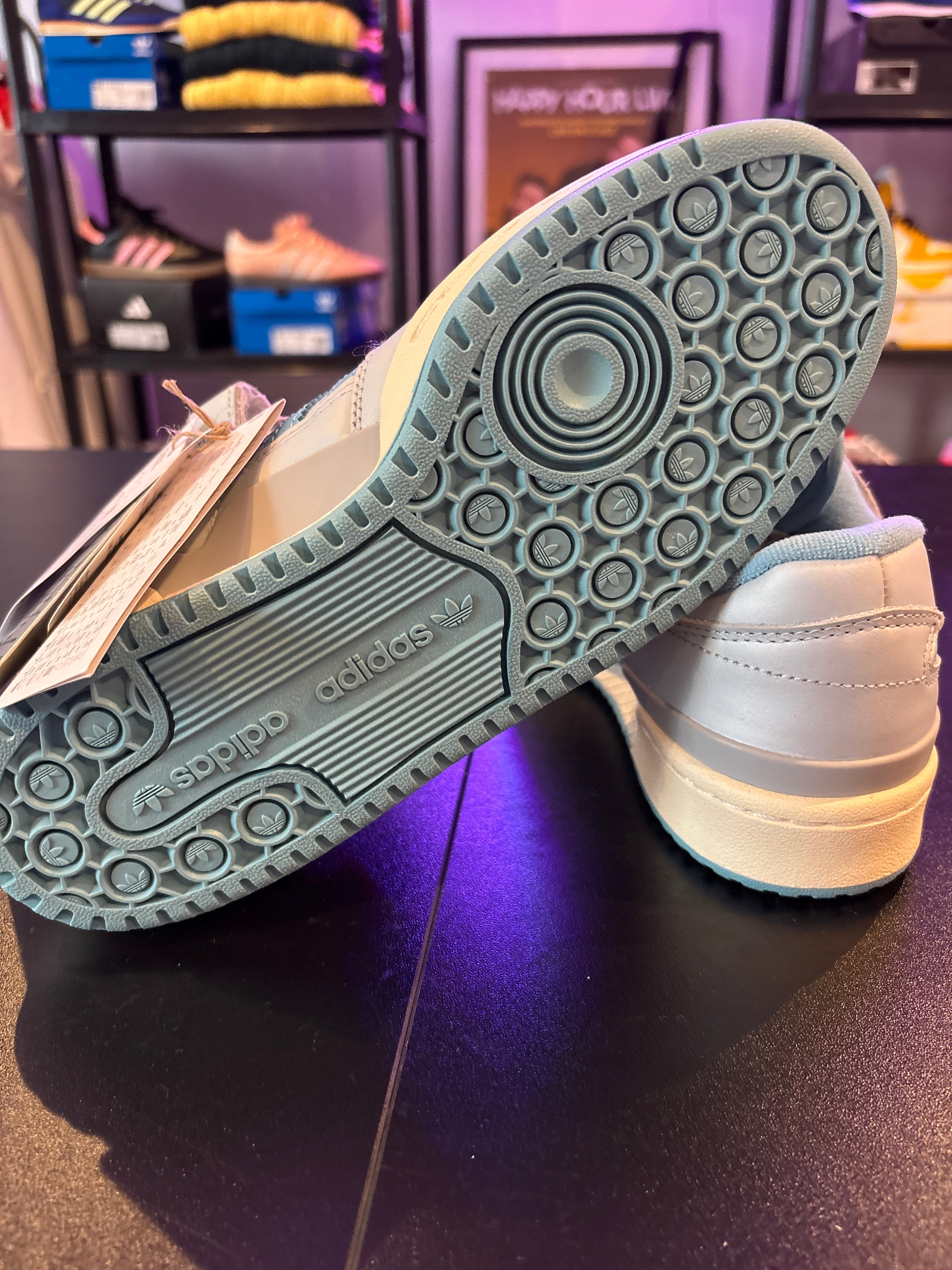 FORUM 84 LO METALICS