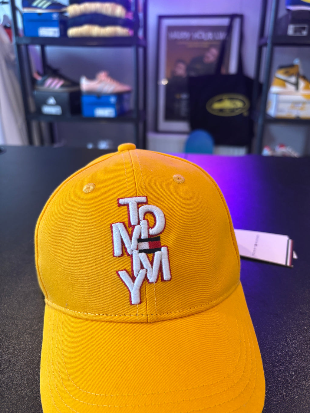 TOMMY LOGO CAP