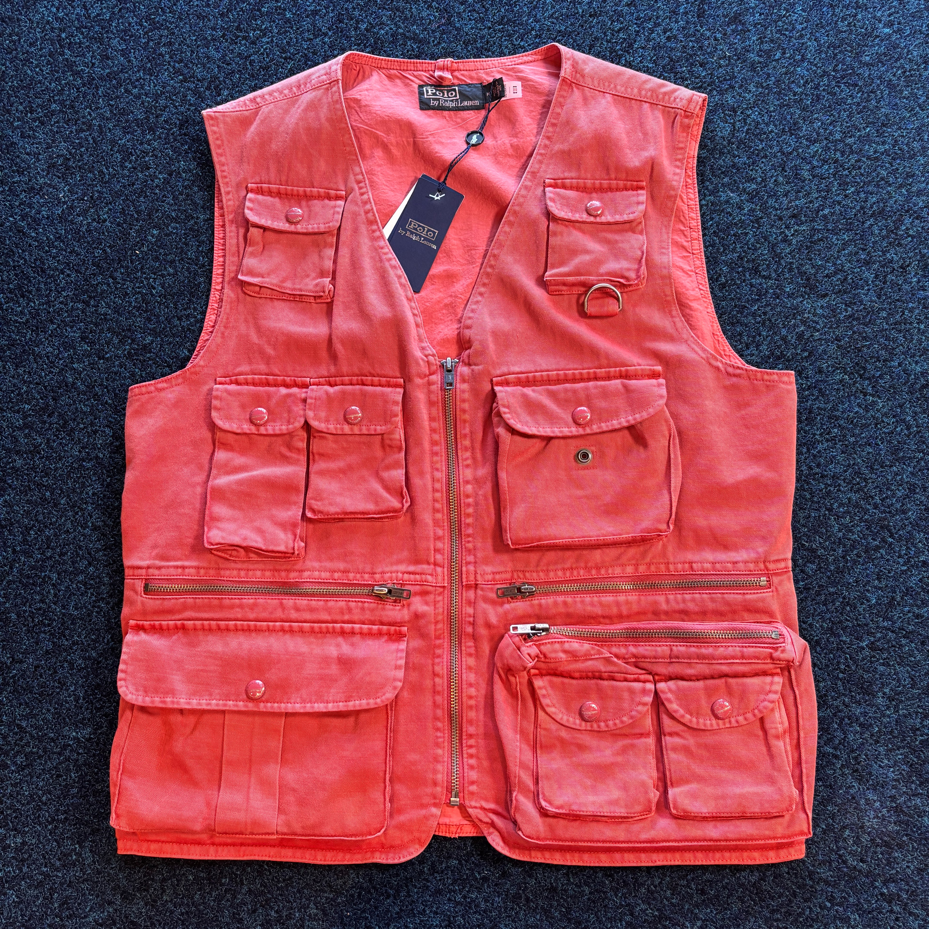 OUTDOOR UTILITY VEST VINTAGE RED