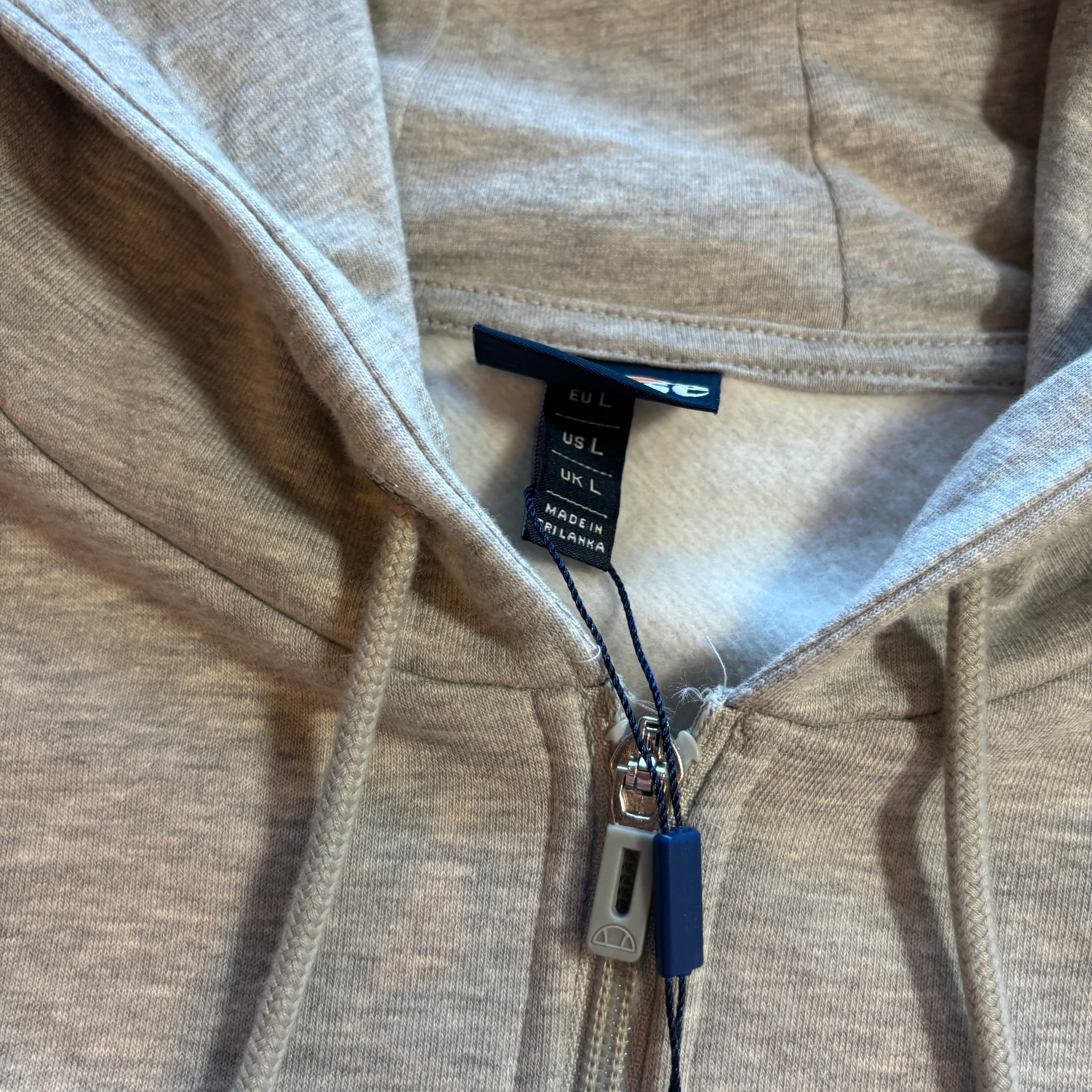 HOODED ZIP SWEATSHIRT GREY