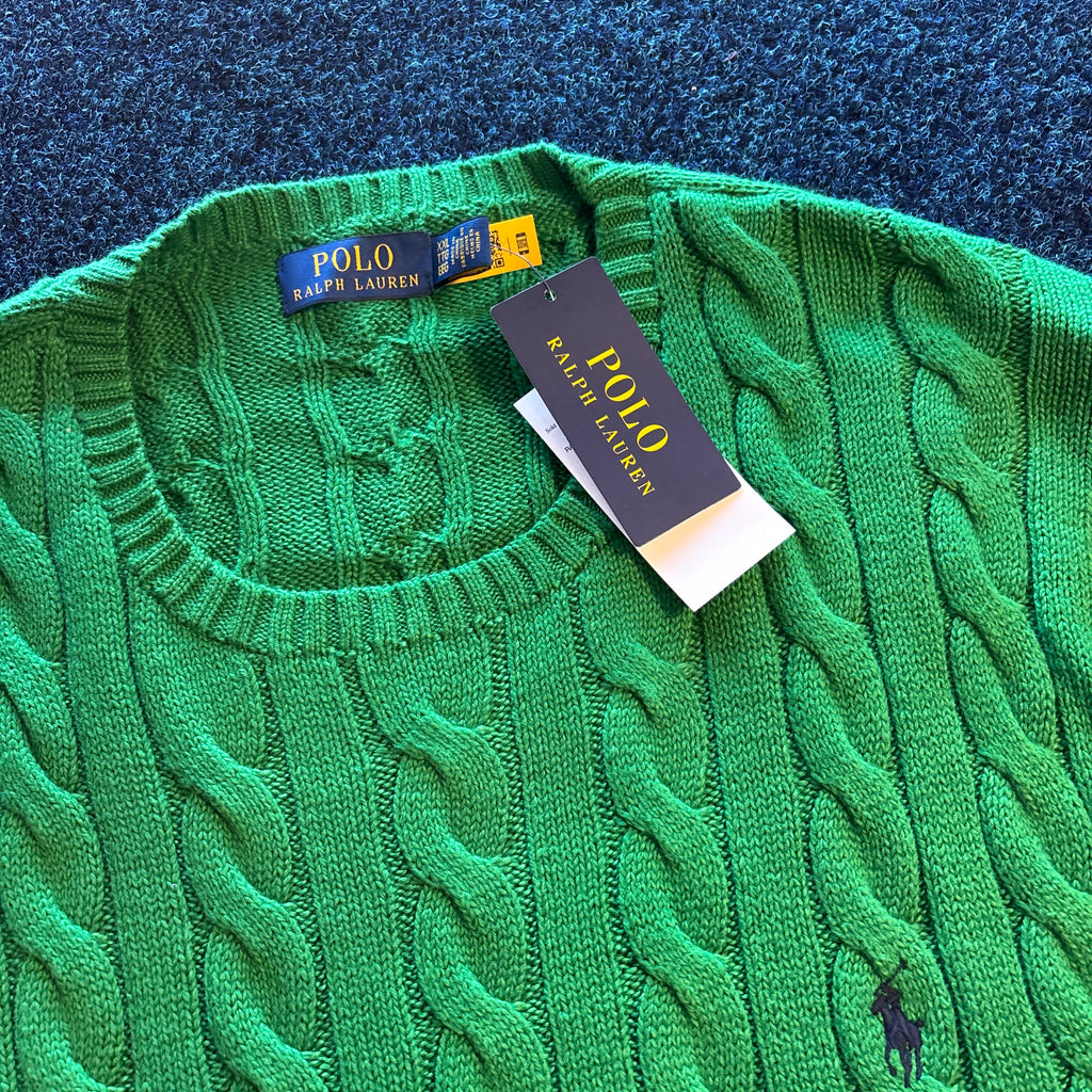 CHUNKY CABLE KNIT GREEN