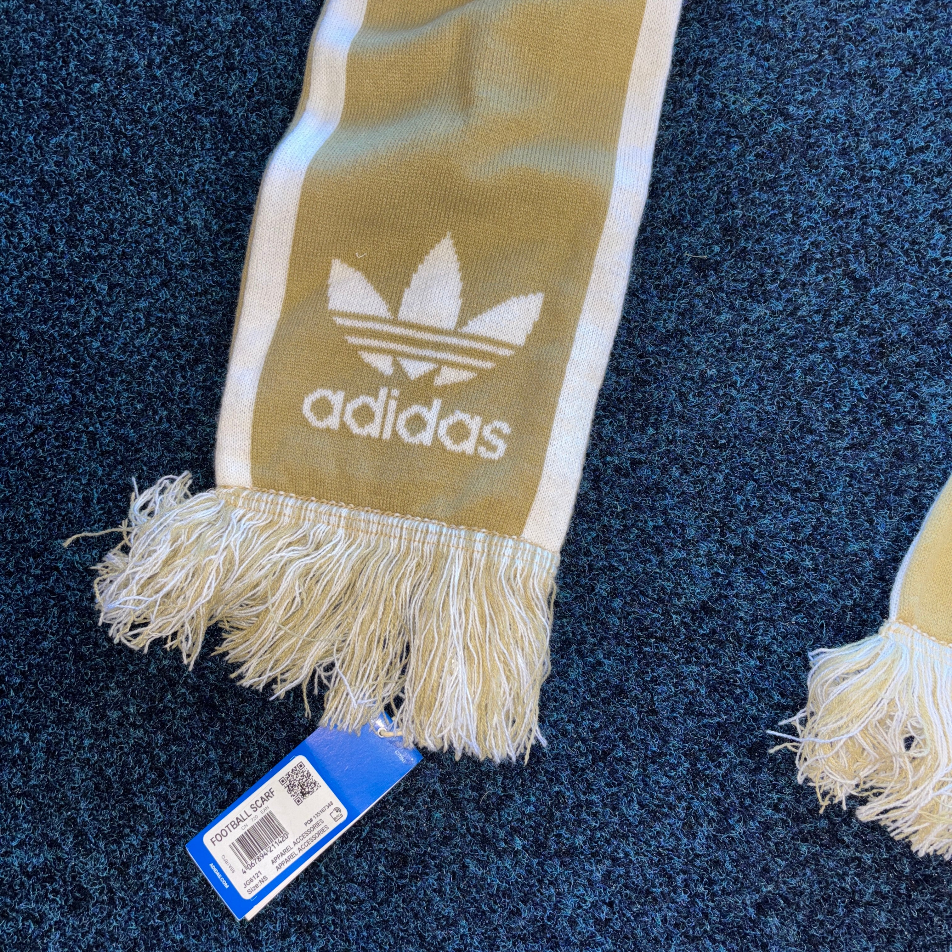 MATCH DAY SCARF STONE