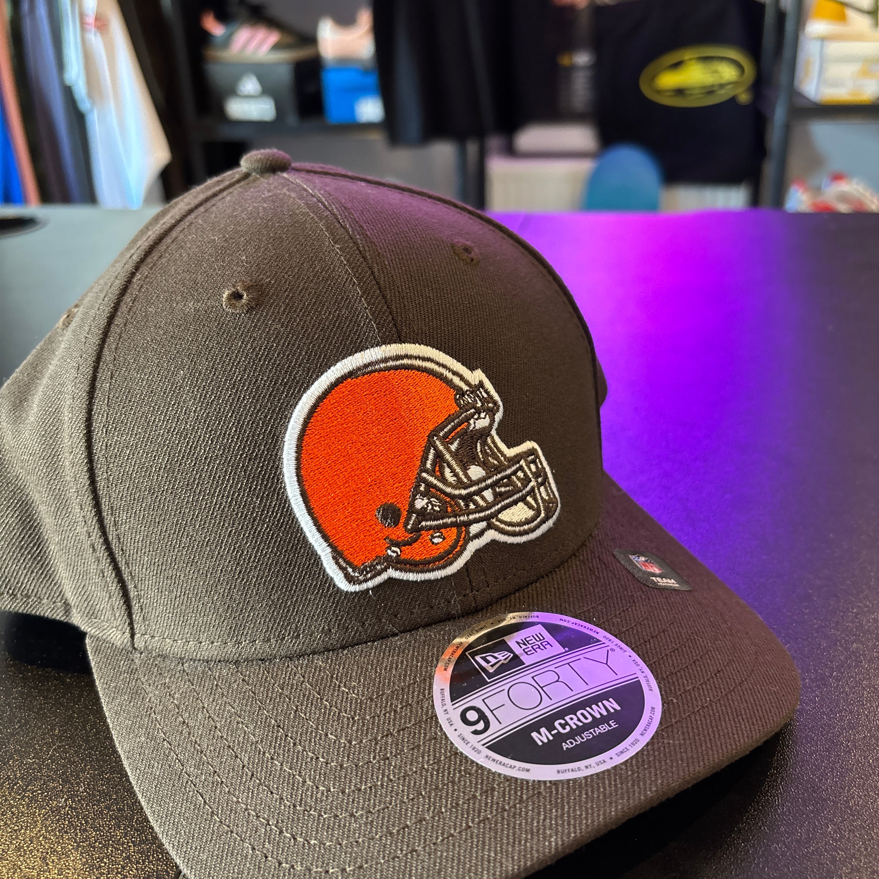 CLEVELAND BROWNS SNAP BACK BROWN