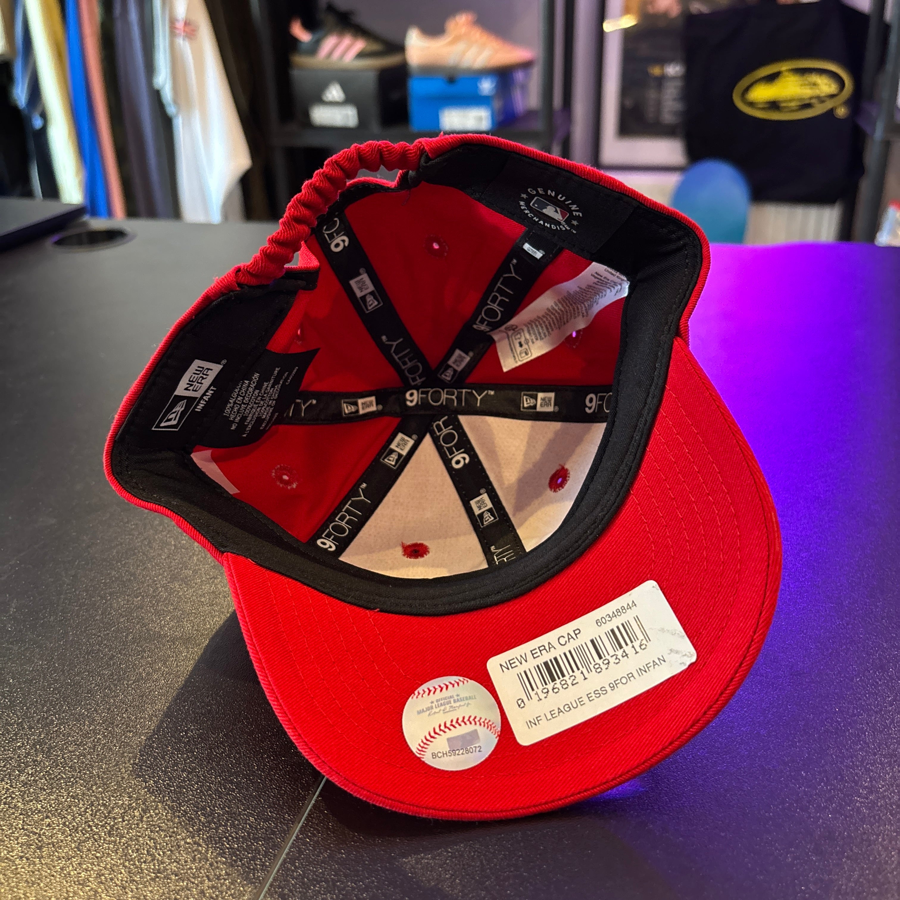 NEW YORK YANKEE INFANTS CAP RED