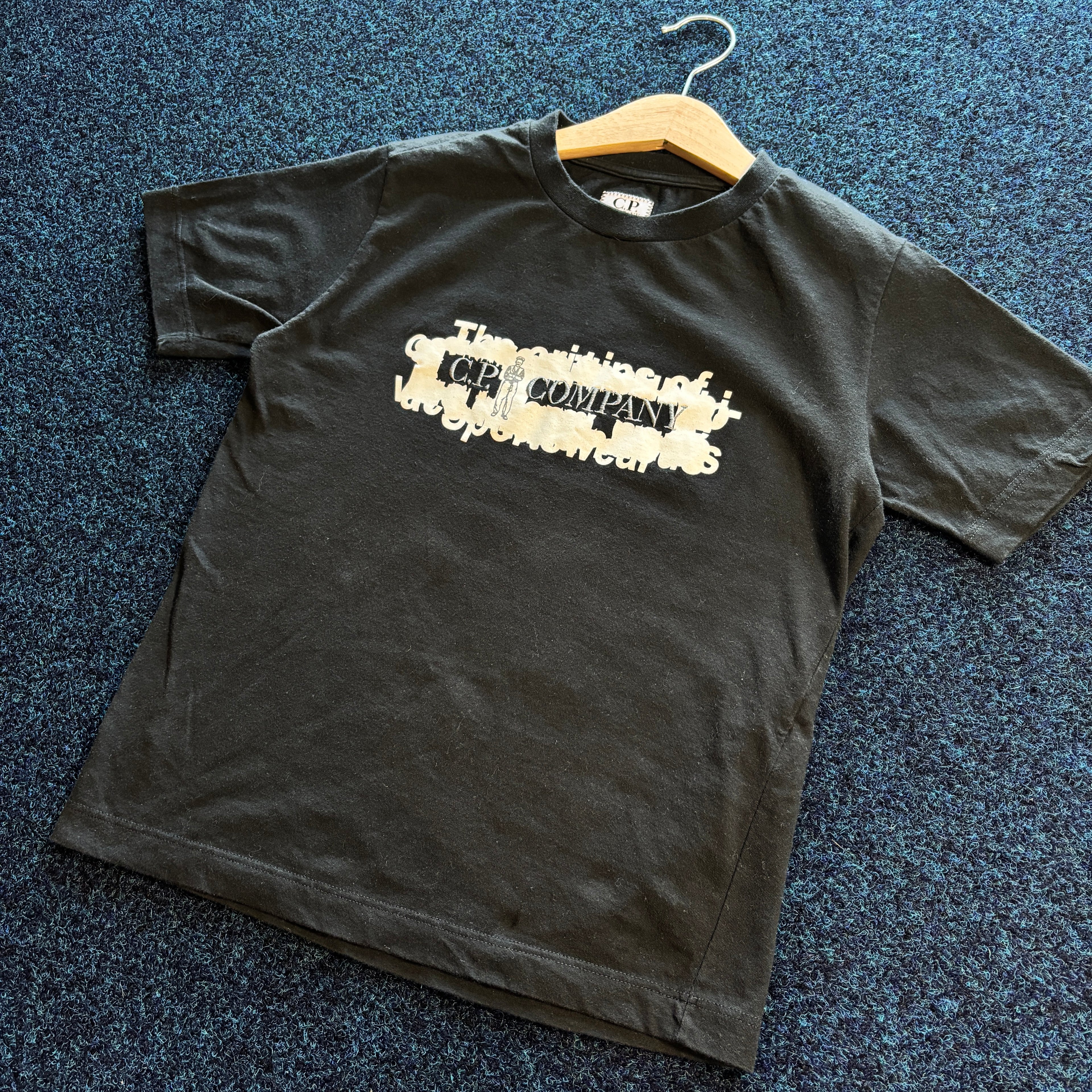 LOGO CARRIER EMBROIDERED T SHIRT BLACK