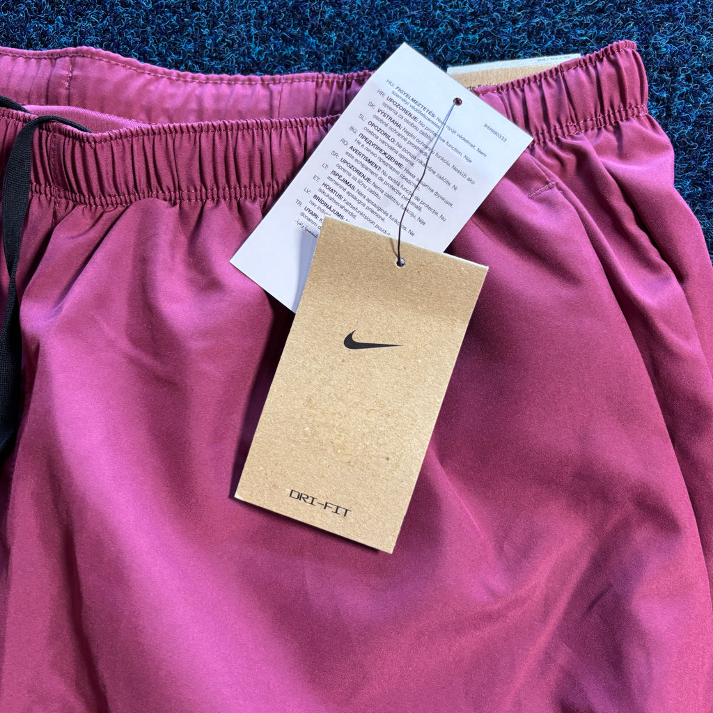 STRIDE DRI FIT 5" WINE