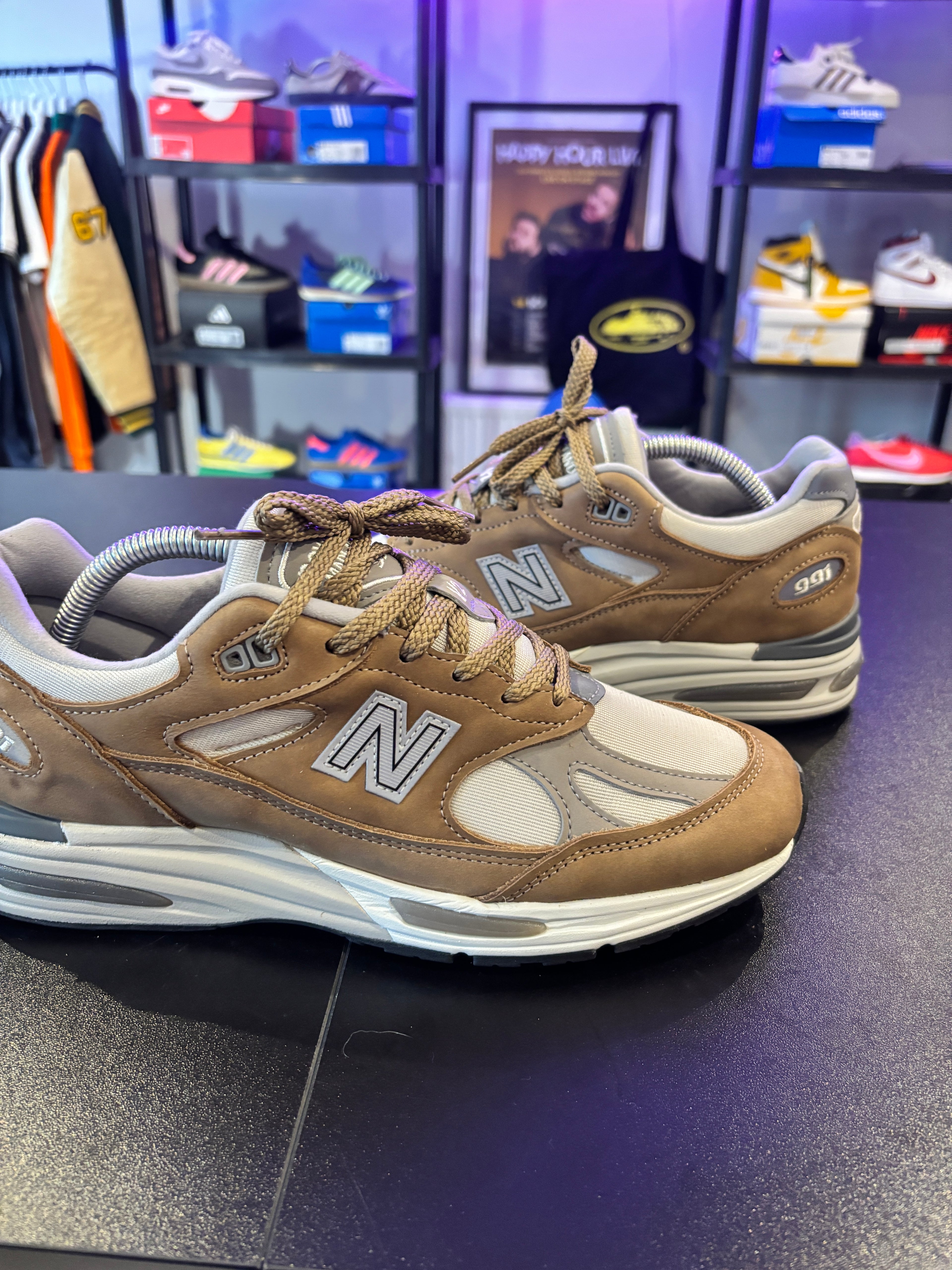 NB 991 V2 MADE IN ENGLAND BROWN