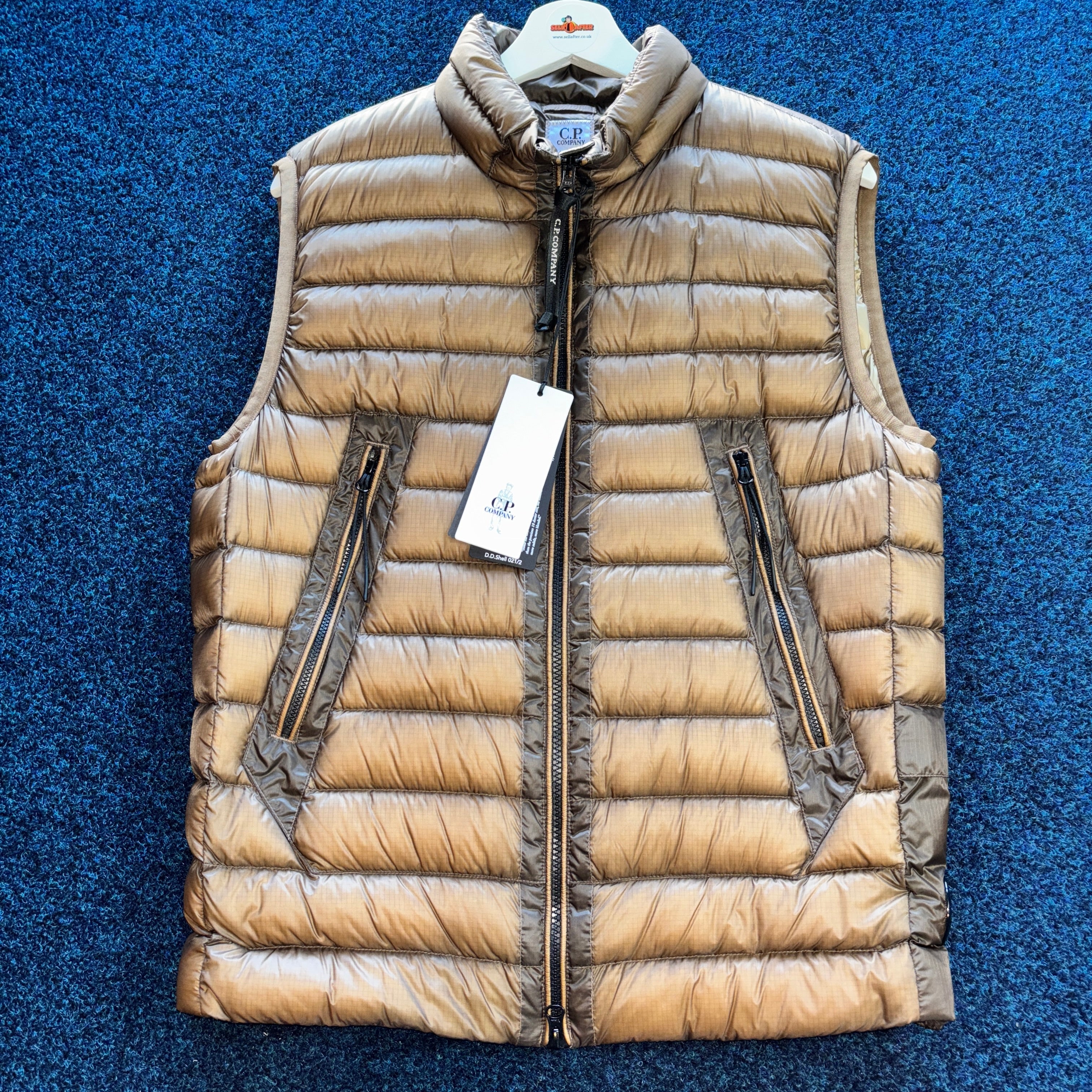 DD SHELL GILET SMALL BNWTS