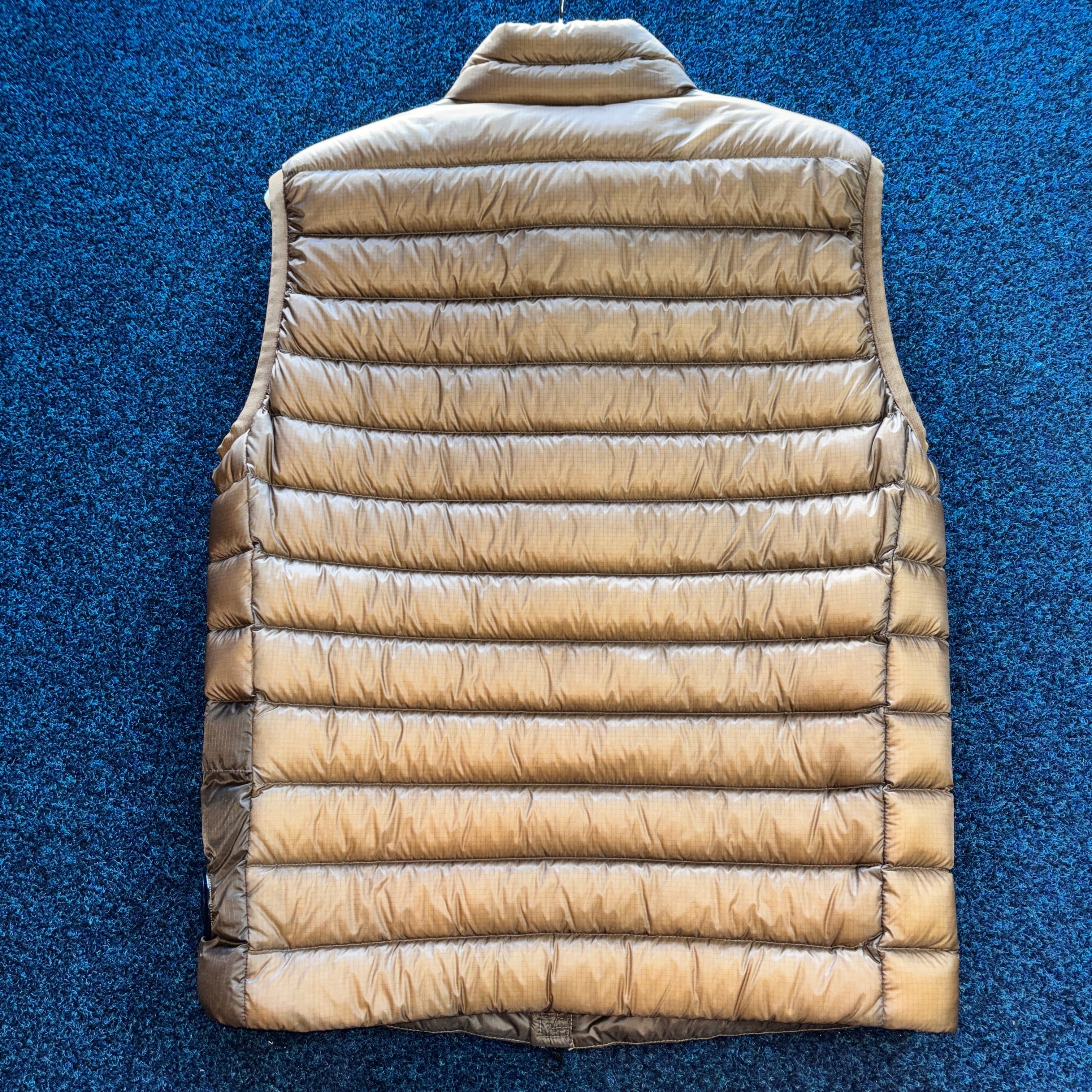 DD SHELL GILET SMALL BNWTS