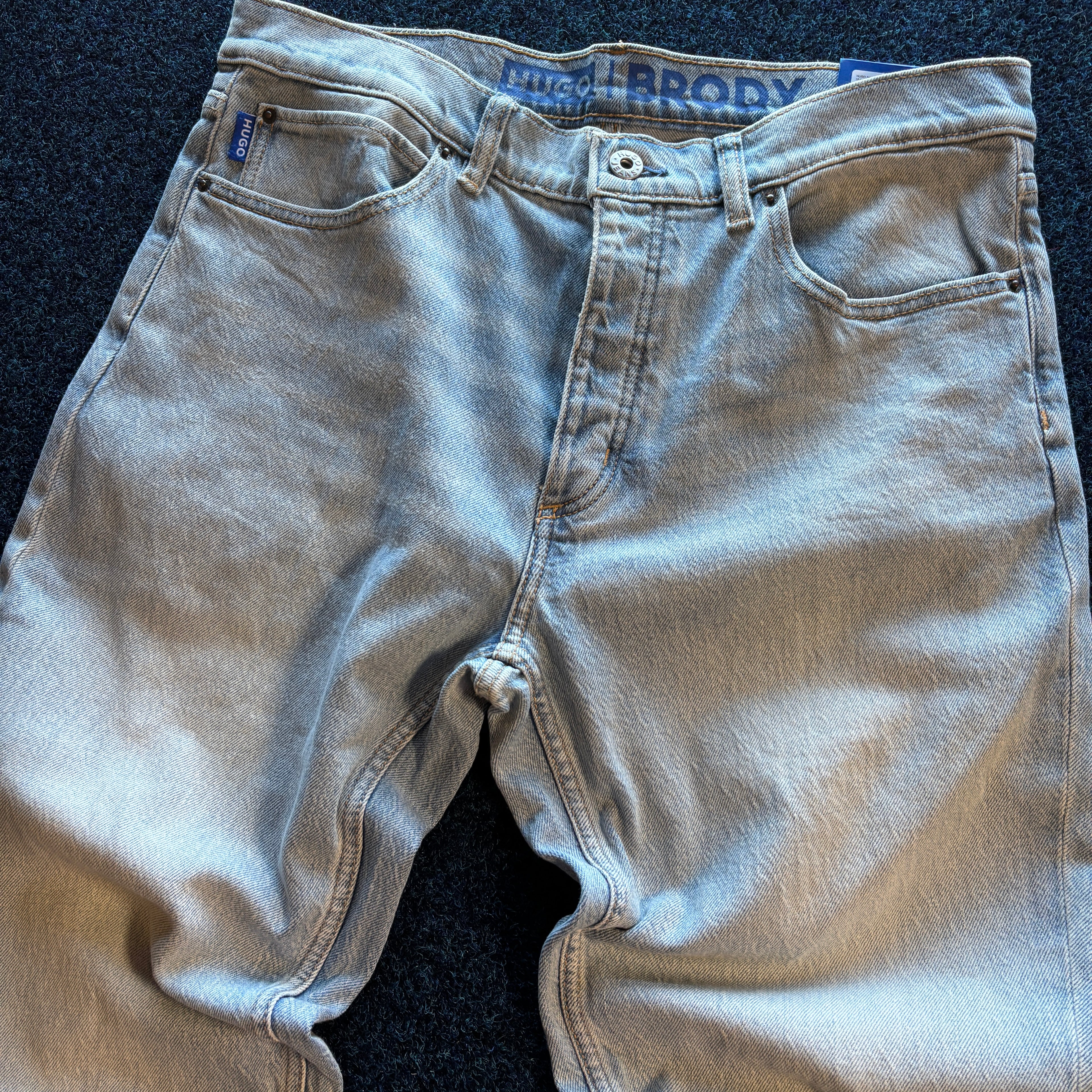 HUGO BRODY DENIMS TAPERED