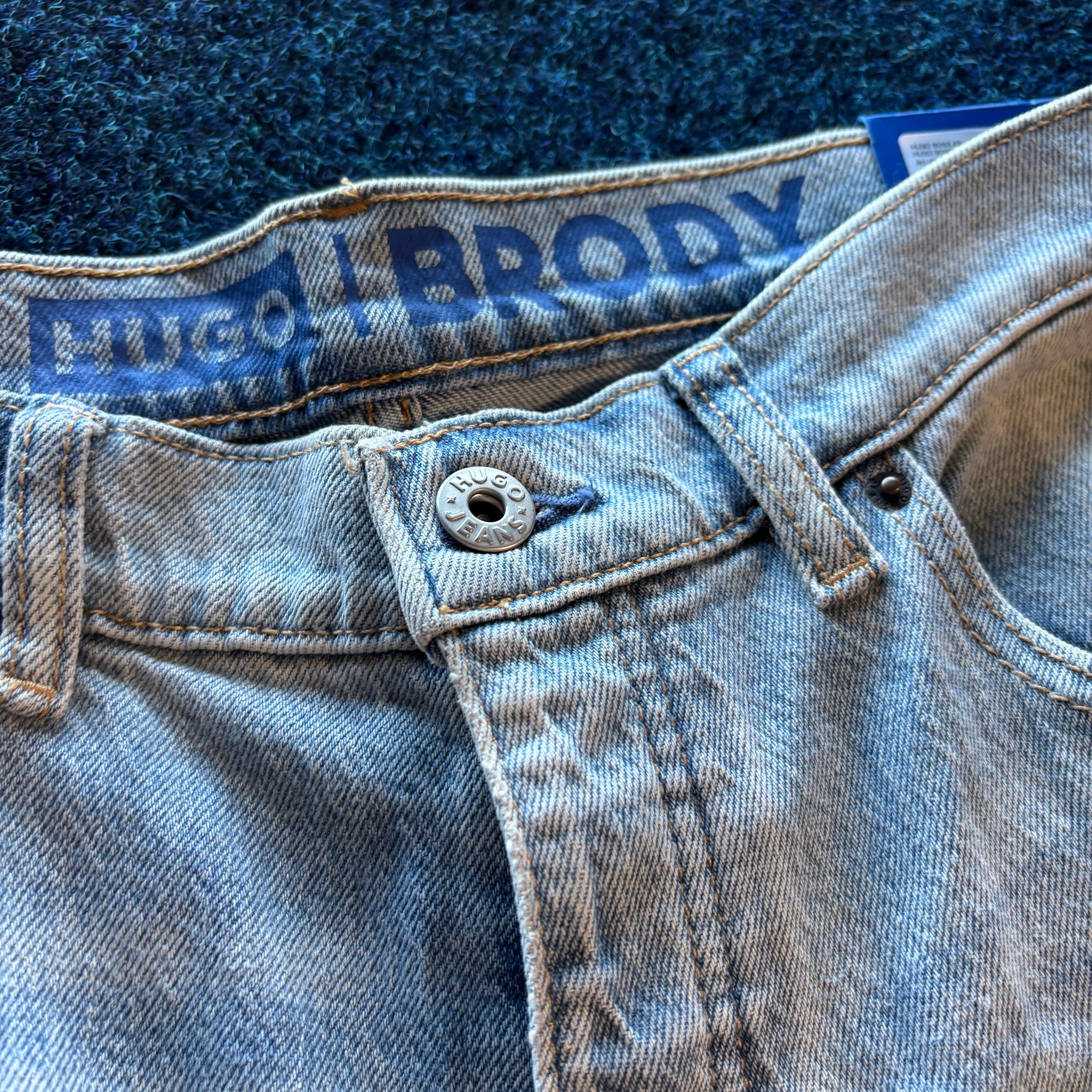 HUGO BRODY DENIMS TAPERED