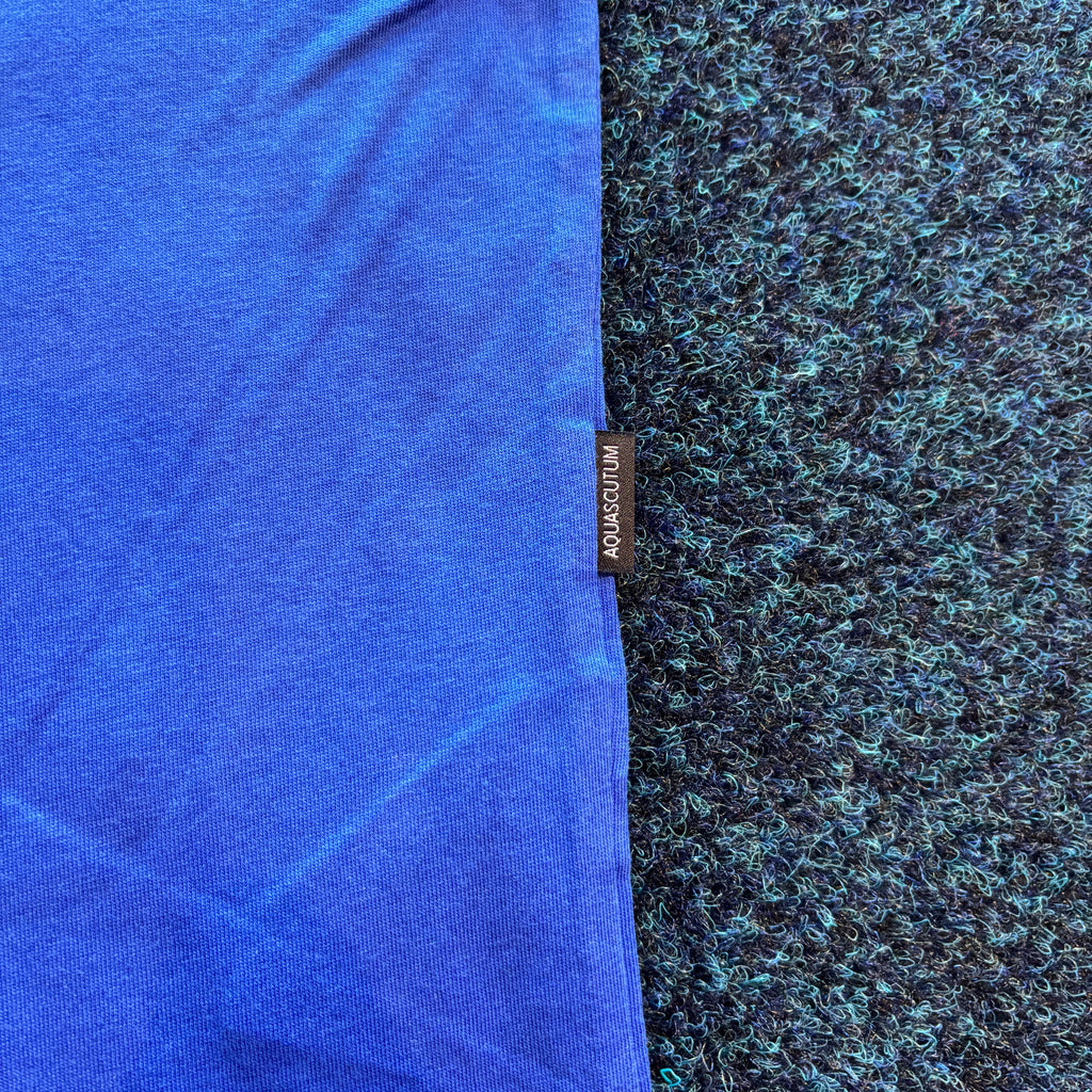 SCUTUM PYRAMID GRAPHIC TEE BLUE