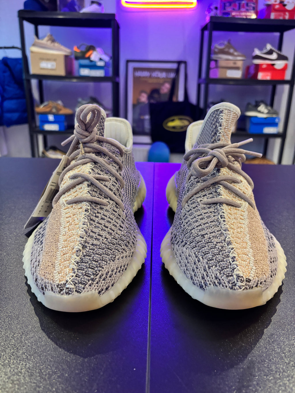 350 V2 ASH PEARL
