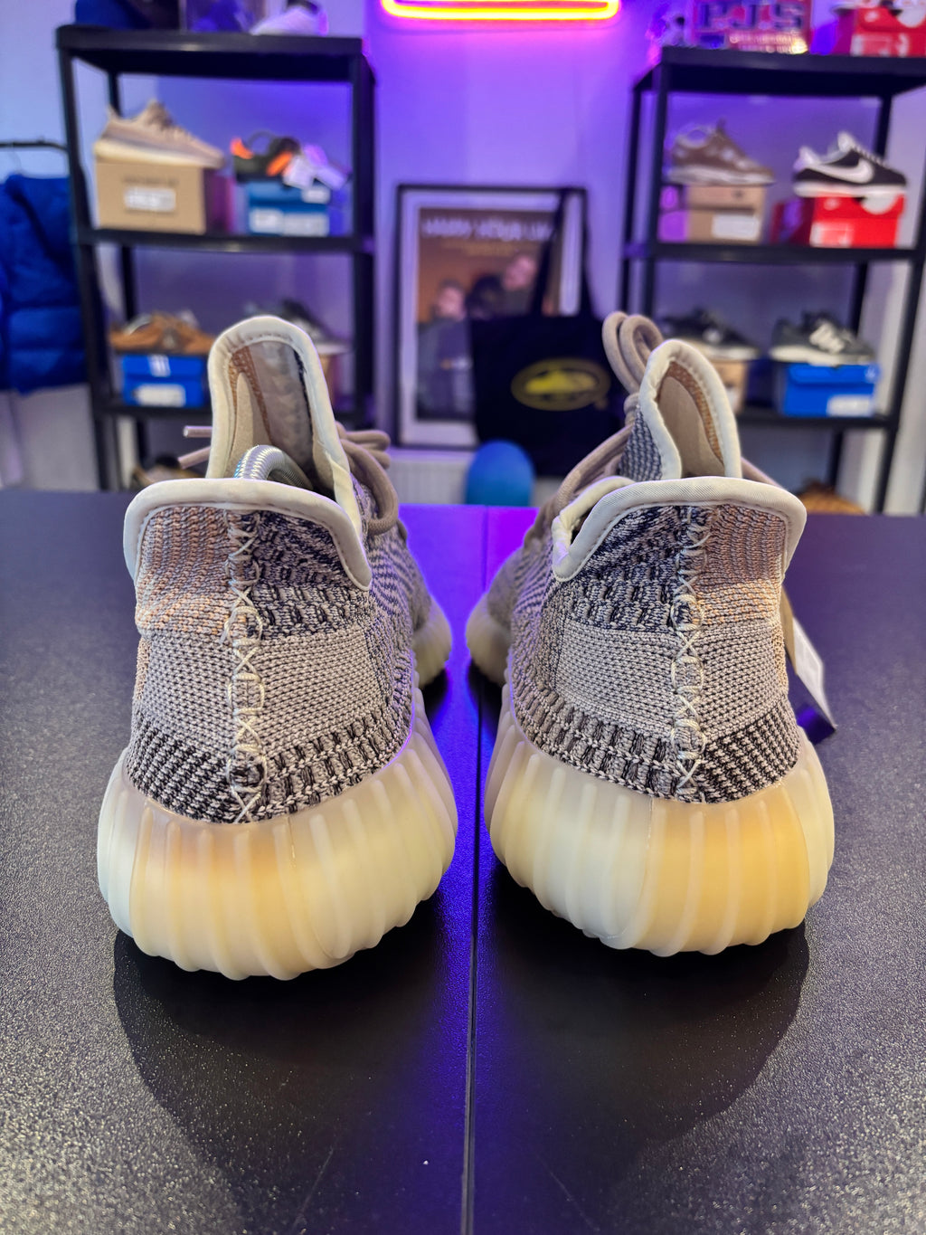 350 V2 ASH PEARL