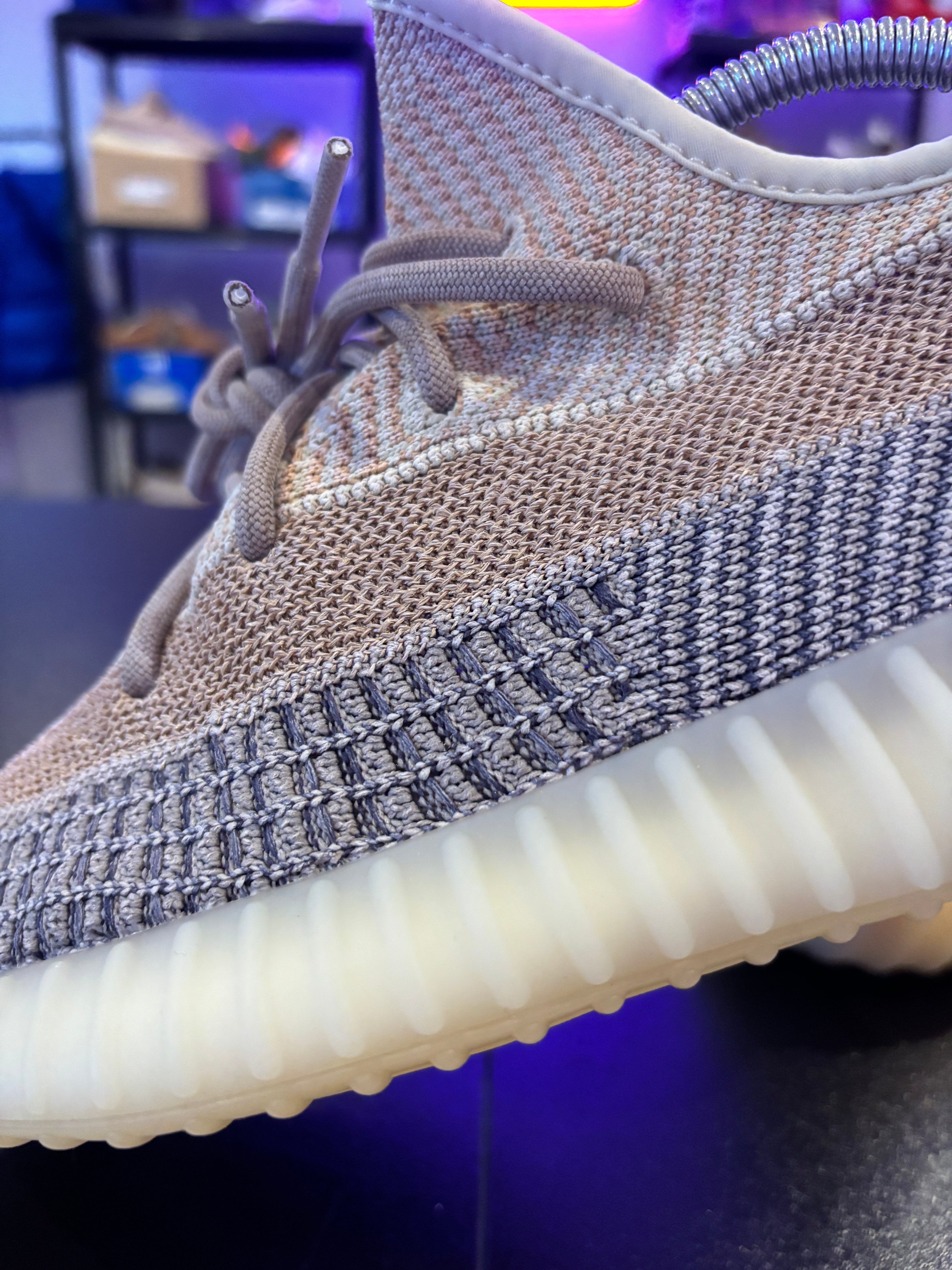 350 V2 ASH PEARL