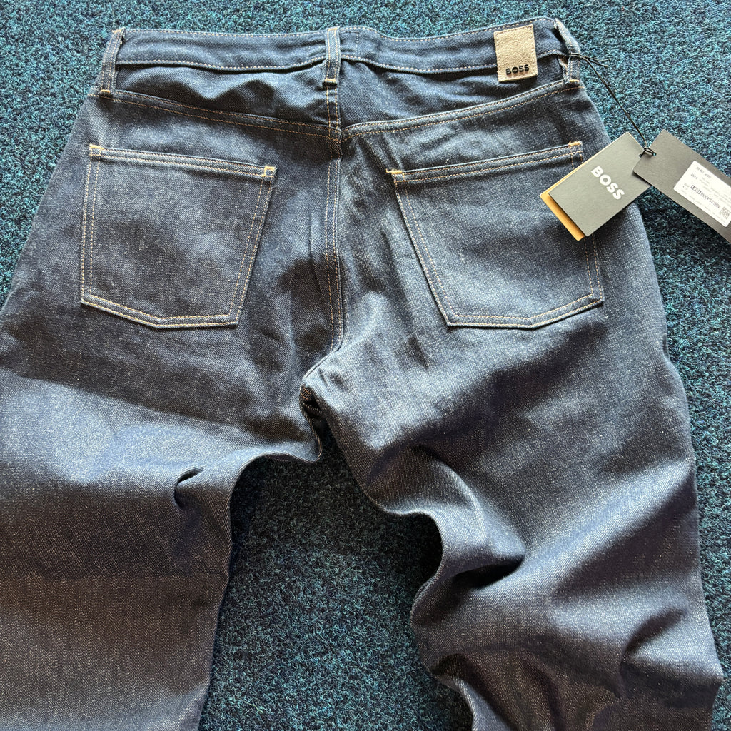 BOSS REGULAR FIT RAW JEANS
