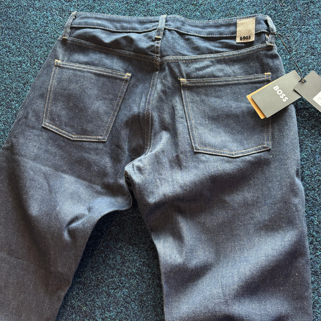 BOSS REGULAR FIT RAW JEANS
