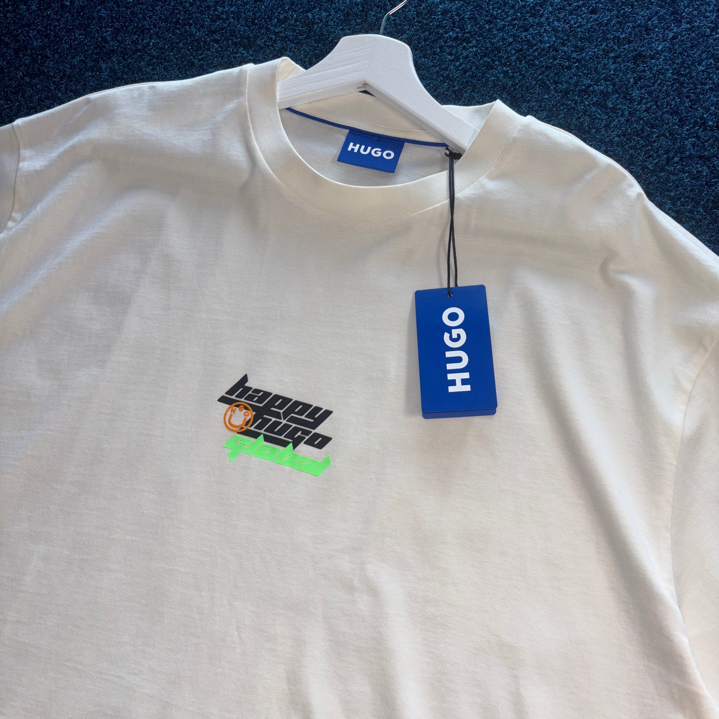 HUGO GLOBAL T SHIRT IN WHITE