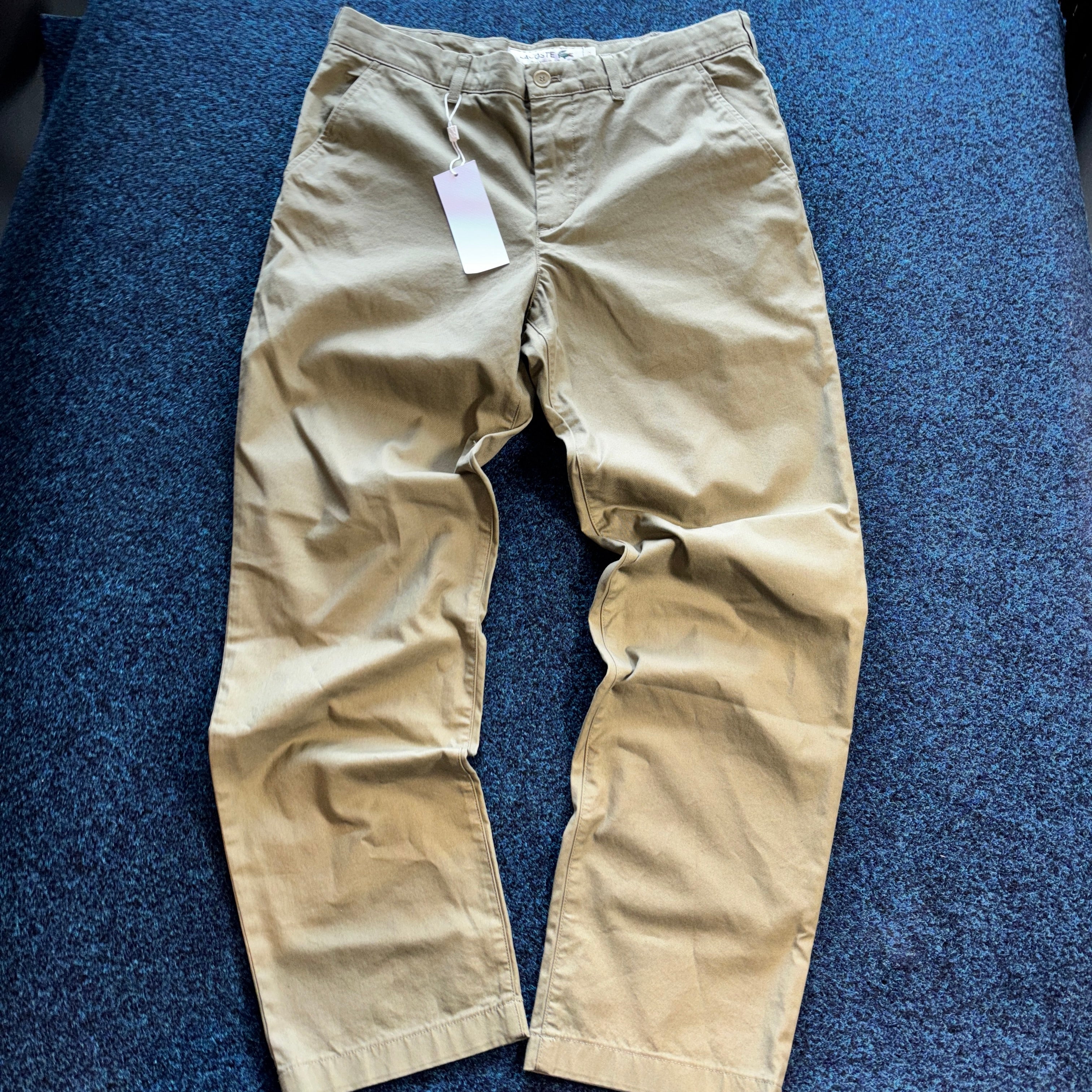 LA CROC CHINO STRAIGHT FIT KHAKI